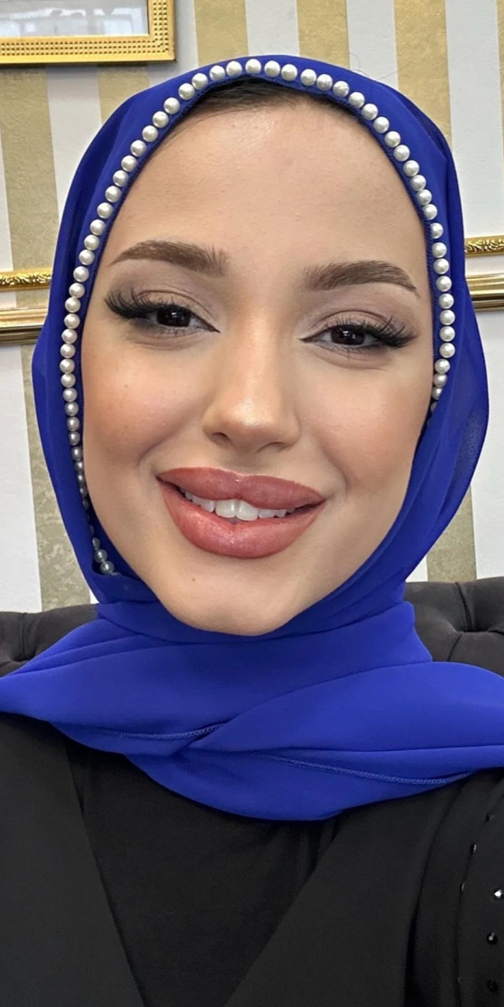Saks Mavi Şifon İnci Beyaz Taş Detaylı Şal