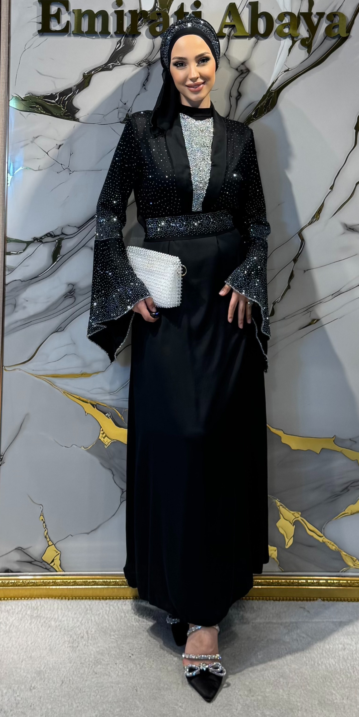 Yapışkan ve El İşlemeli Beyaz Taşlı Siyah Dubai Abaya – Şallı Kemerli Takı | EF0041 WSB
