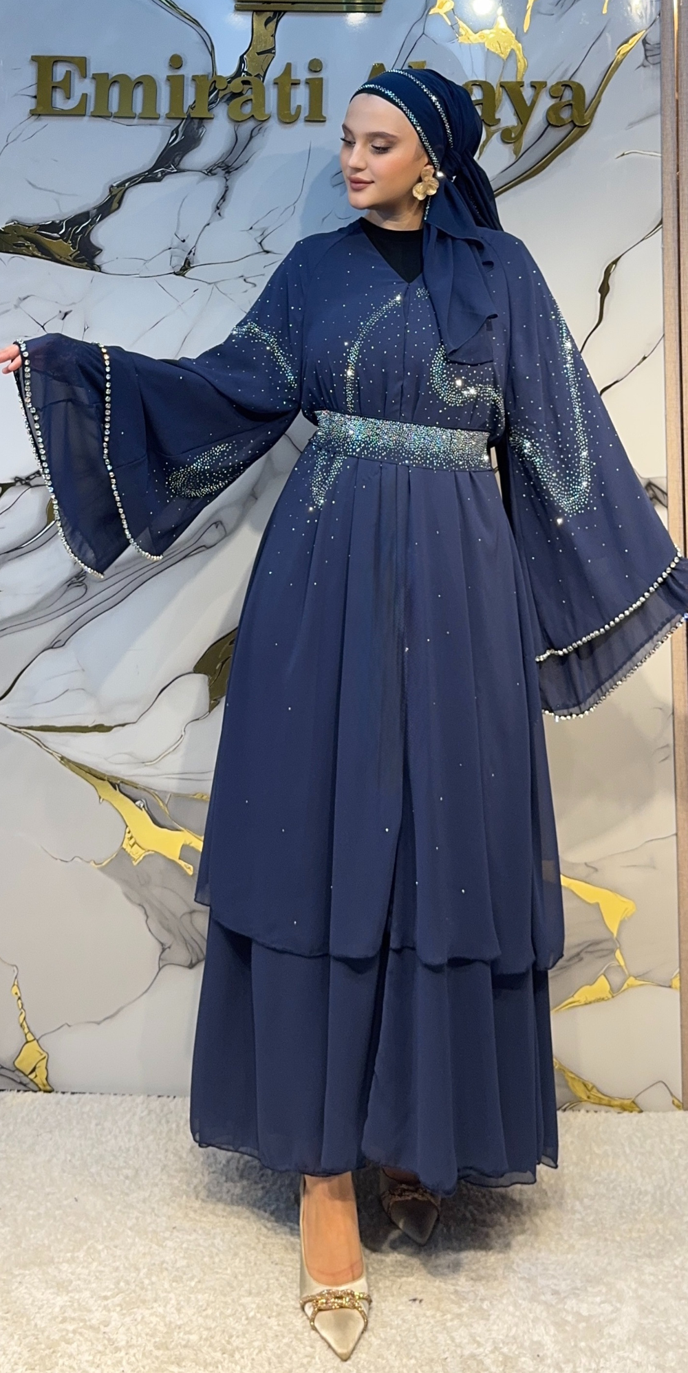 Beyaz Taşlı Kemerli Katlı Lacivert Şifon Abaya Emirati Abaya | LY48 WSL