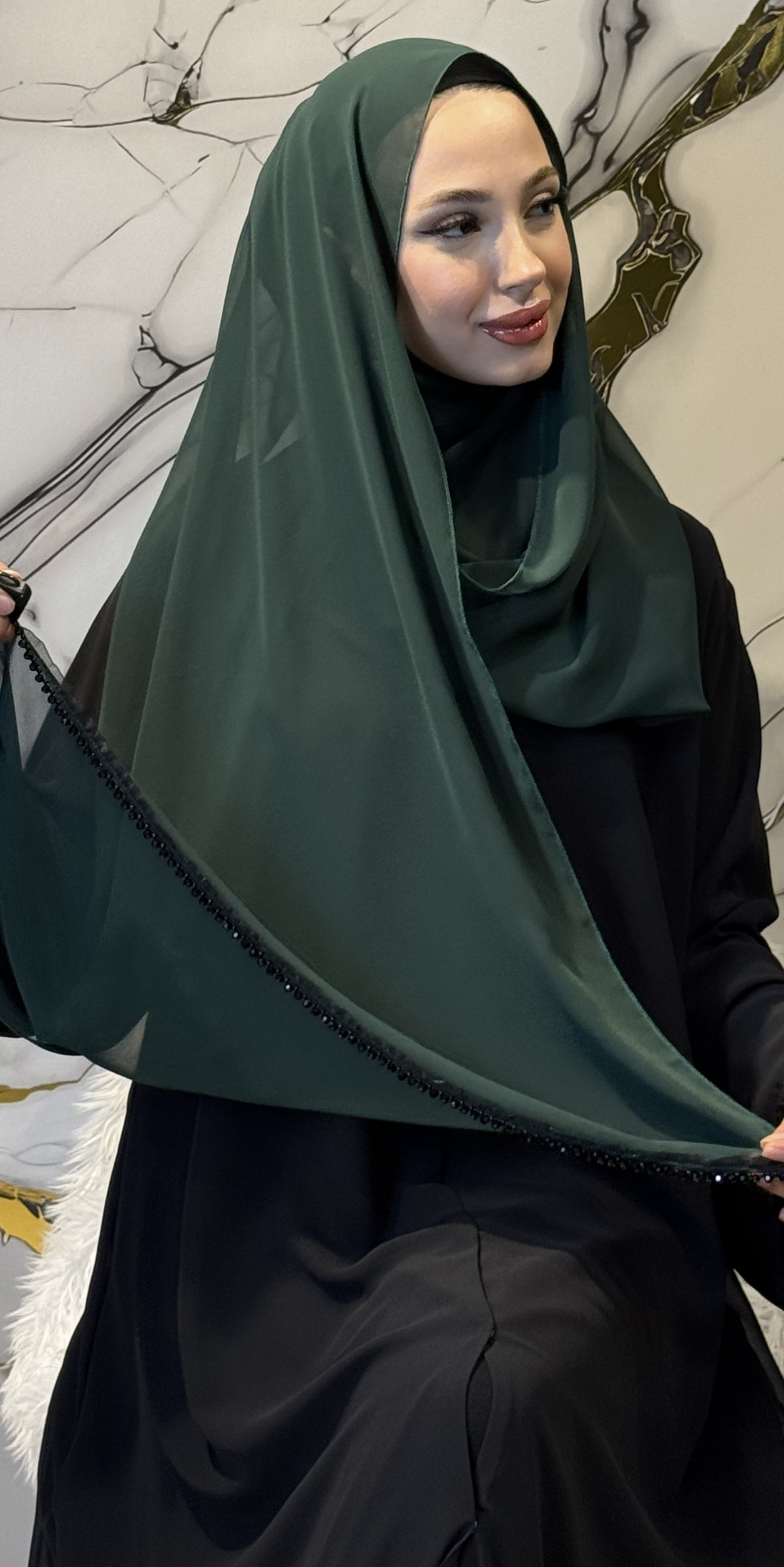 Siyah taş detaylı zümrüt yeşili şifon şal | ŞAL03  BS GREEN
