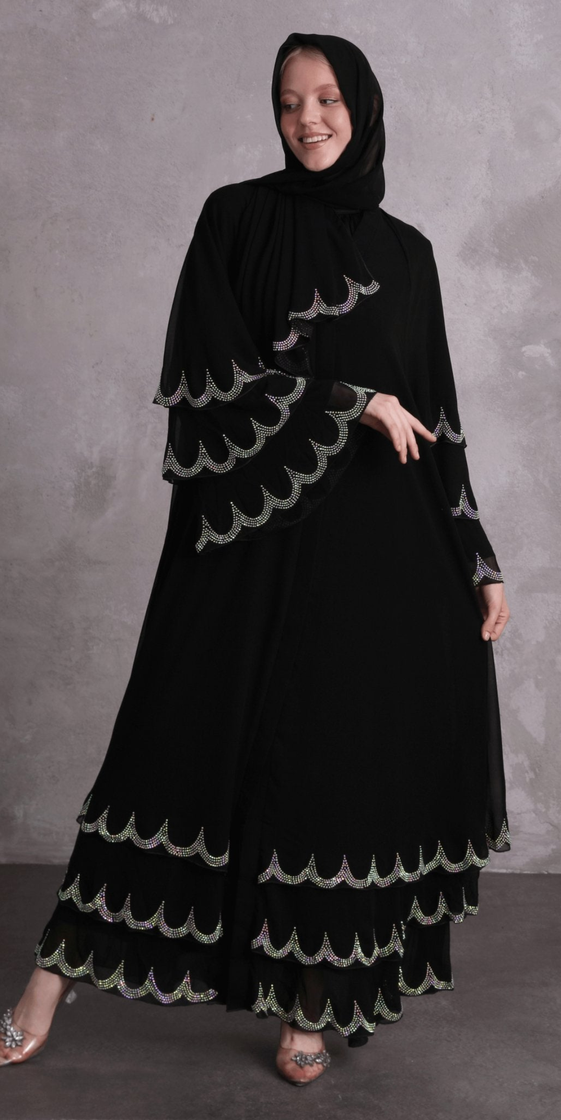 Etek Uçları Swarovski Taşlı Siyah Abaya