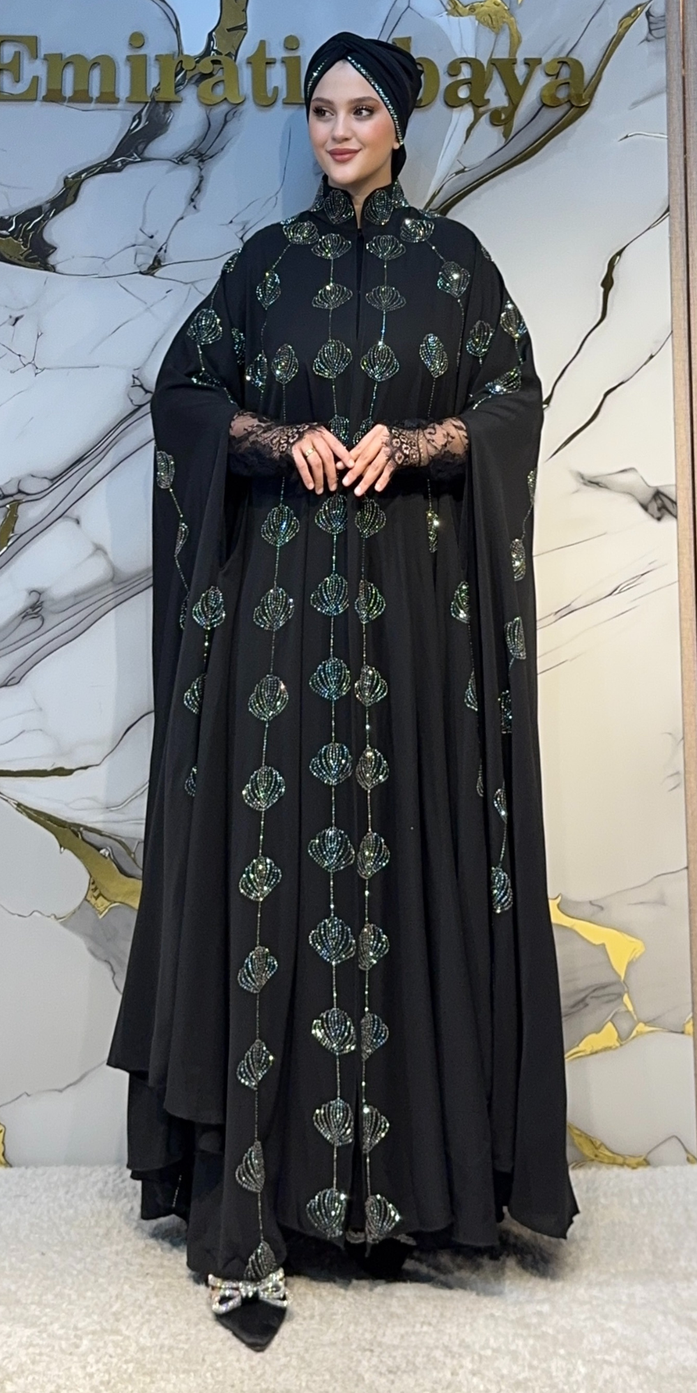 Hematit Taşlı Çiçek Motifli Dubai Kumaş Siyah Kolsuz Abaya | LY67 HSB