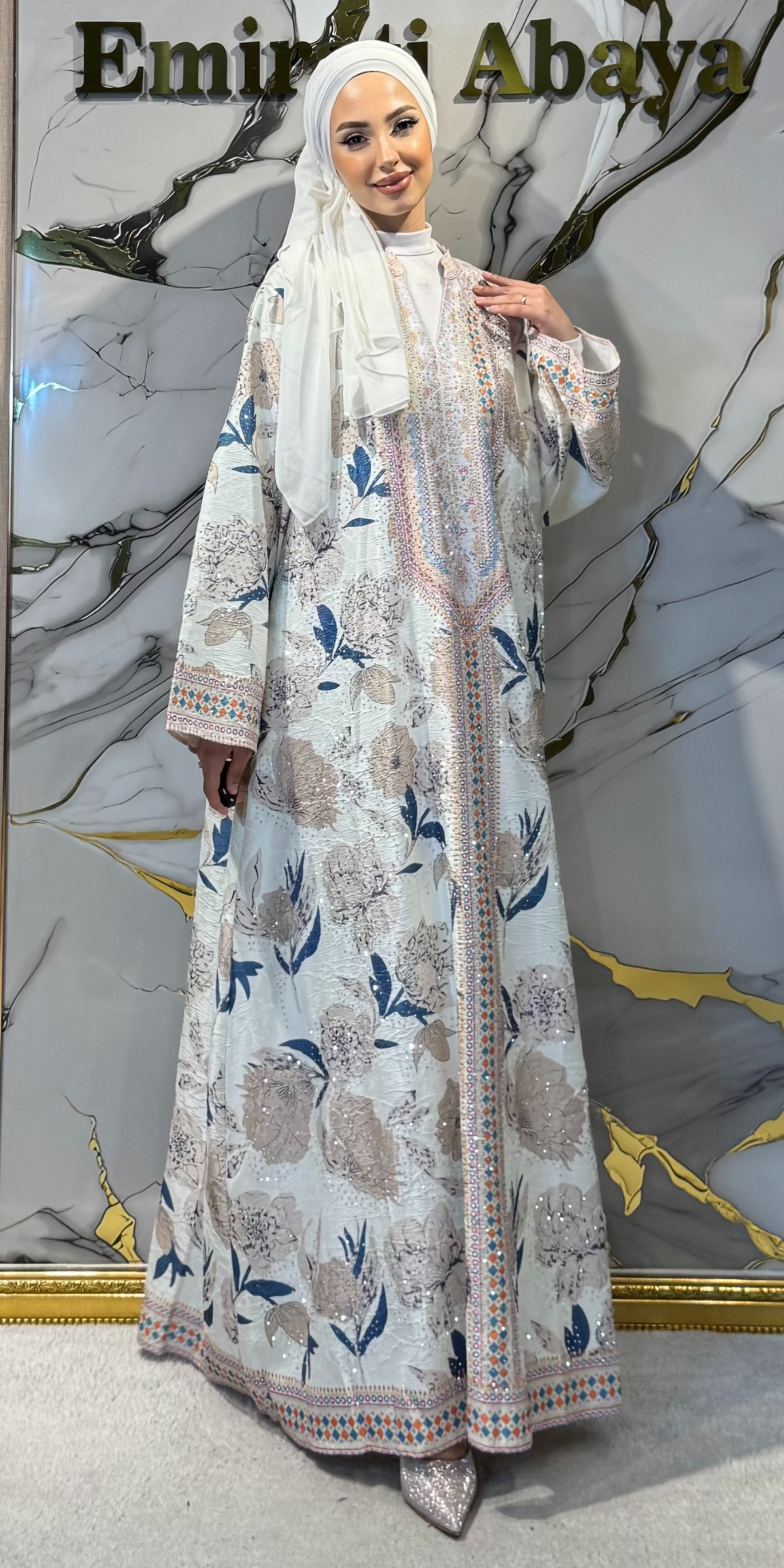 Büyük Çiçek Baskılı Krem Jakar Günlük Abaya | KSA05 KREM