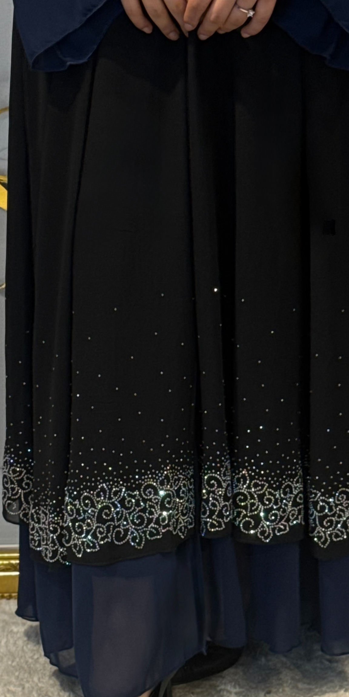 Lüks Janjan Taşlı Siyah & Lacivert İki Renkli Şifon Abaya Önden Düğmeli | LY07 JSB