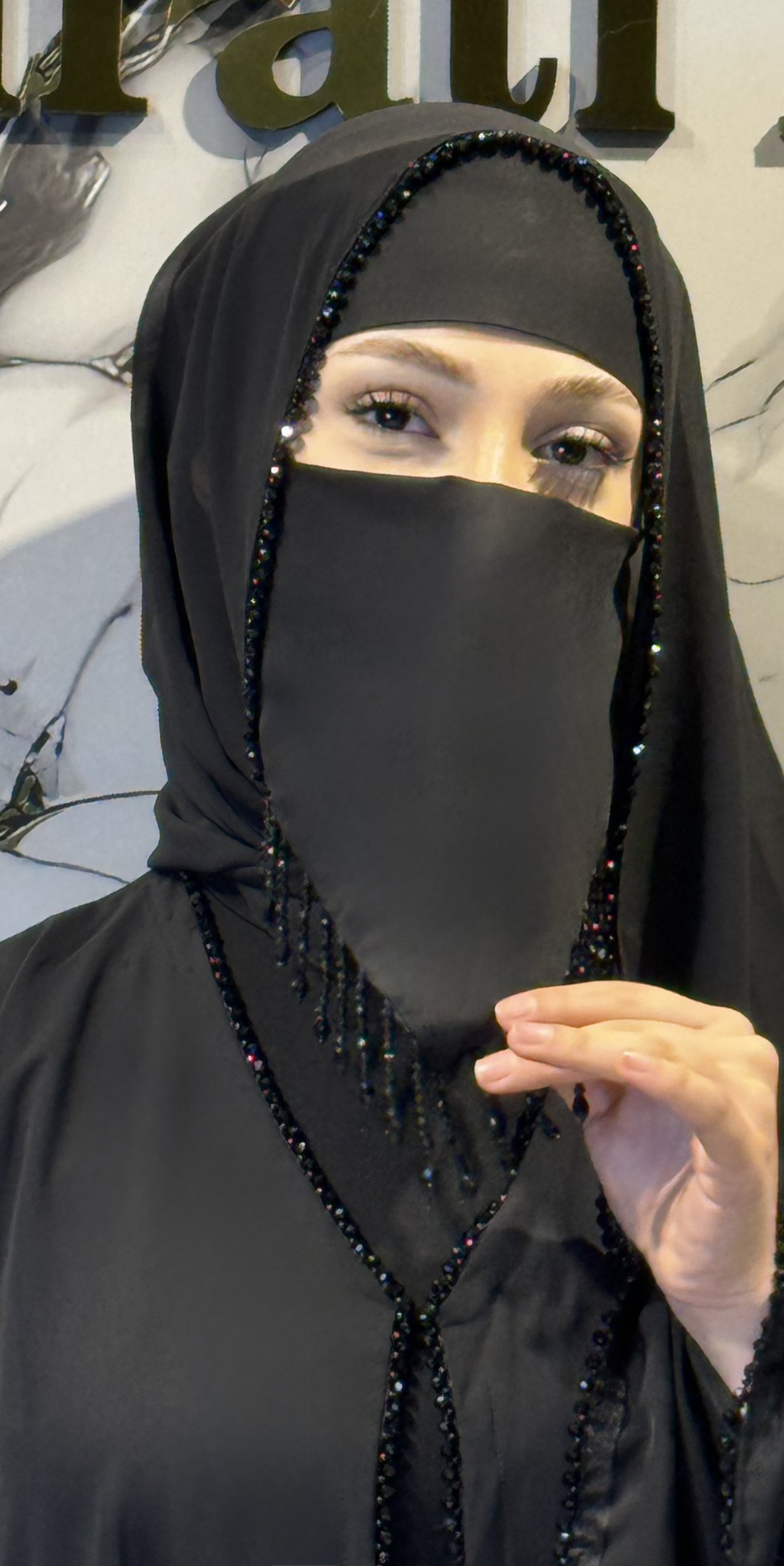 Siyah Boncuklu Peçe