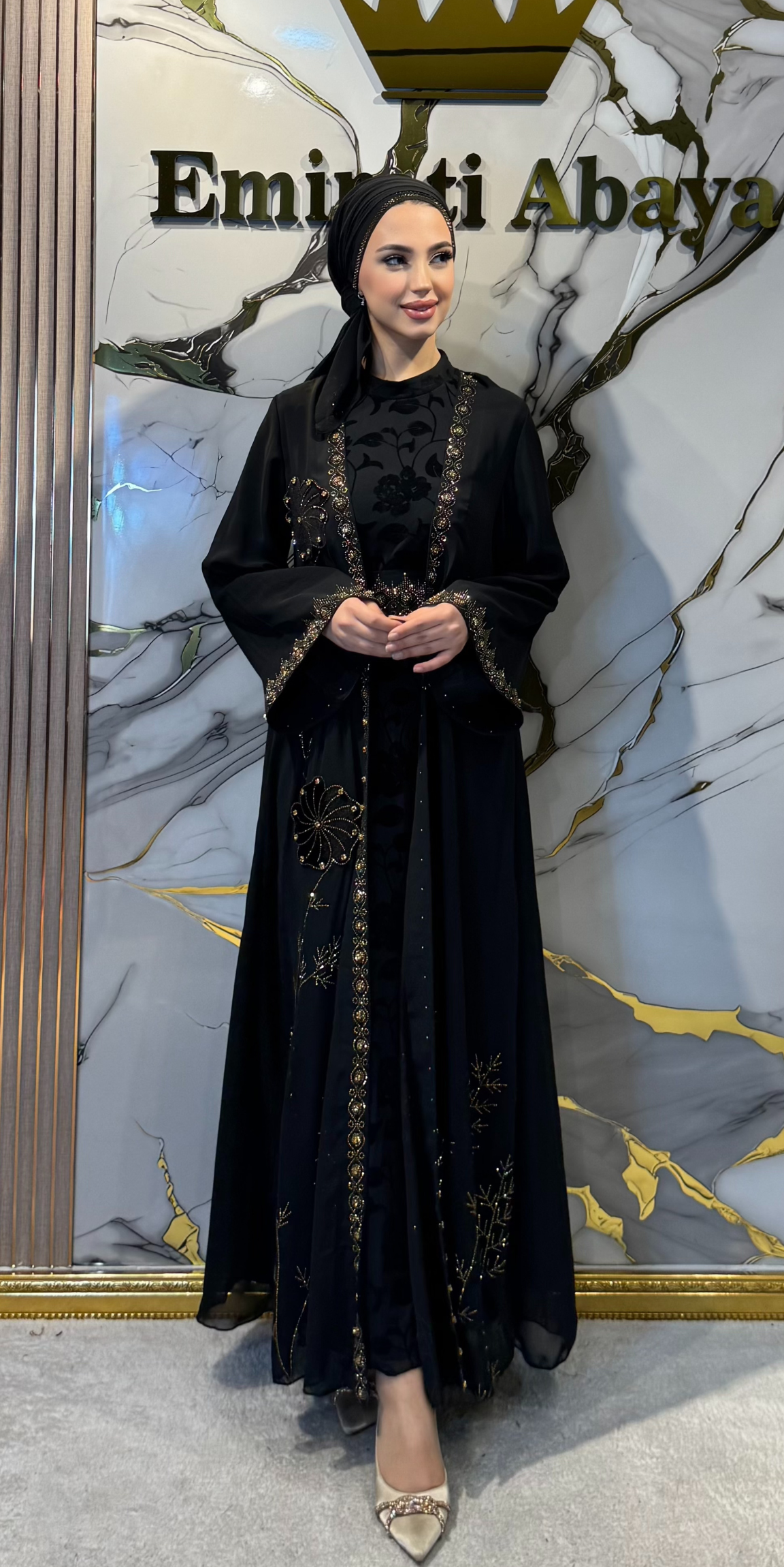 Altın Taş Detaylı Flok İç Elbiseli Swarovski Taşlı Şifon Abaya Seti