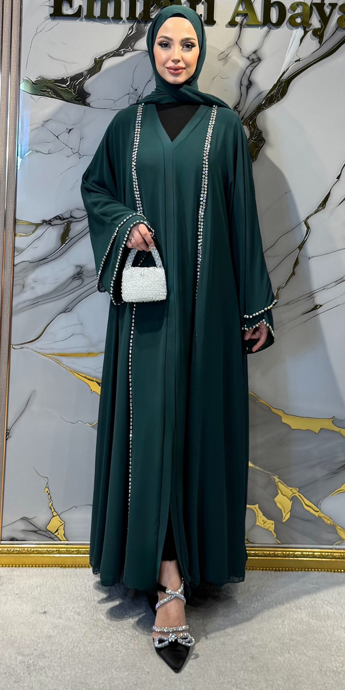 Önü Yırtmaçlı Beyaz Taşlı Şifon Yeşil Abaya - Zarif Lüks Model TM06 C WS GREEN