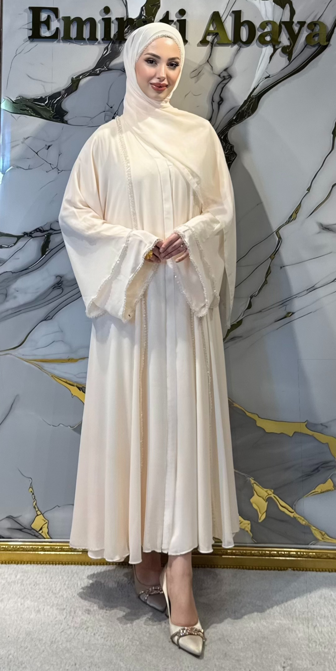 Önü Yırtmaçlı Beyaz Boncuklu Krem Abaya TM06 HM Cream