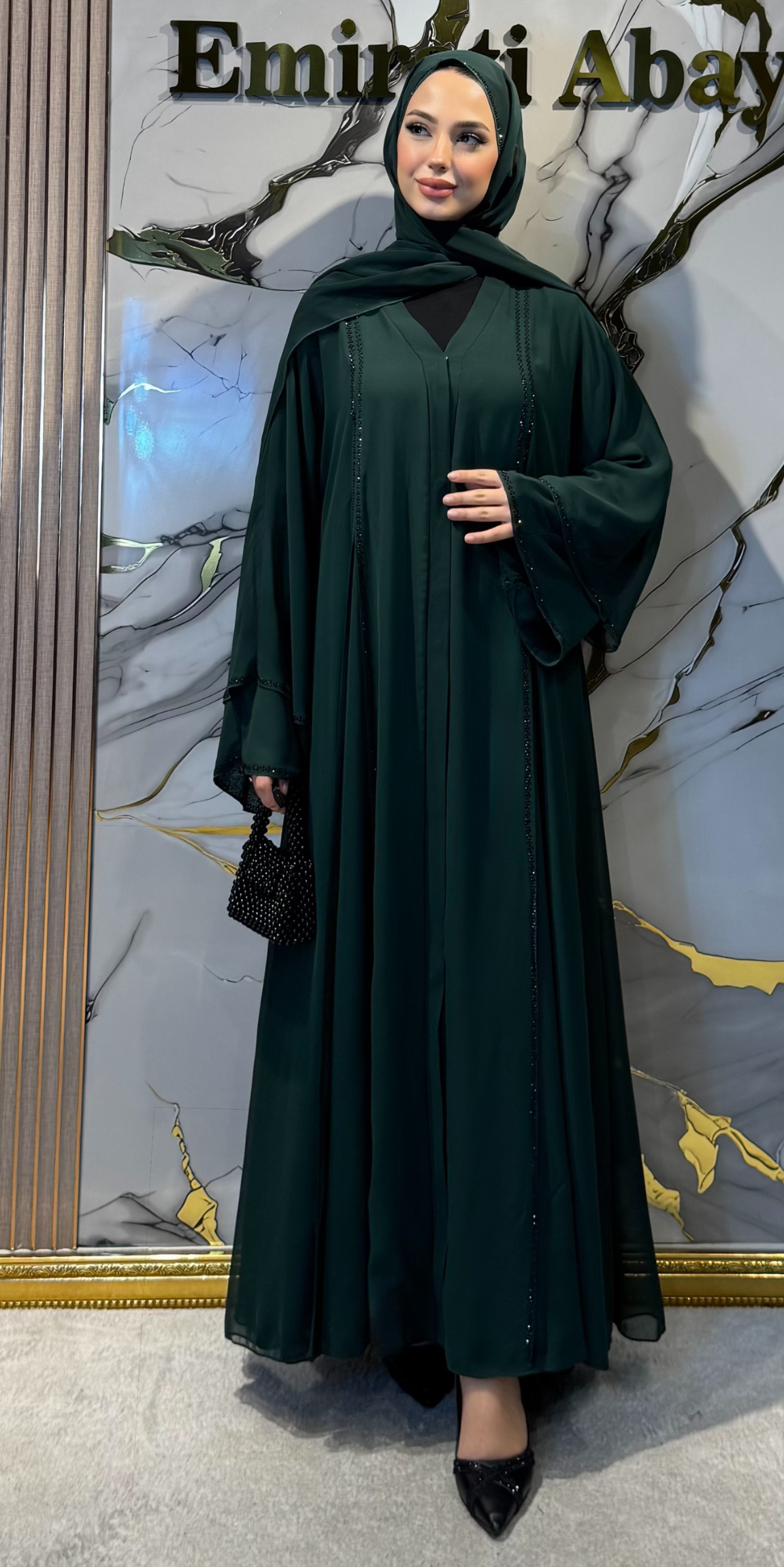 Yapışkan Taşlı Önü Yırtmaçlı Zümrüt Yeşili Şifon Abaya – Şallı Takım | TM06 G BS Green