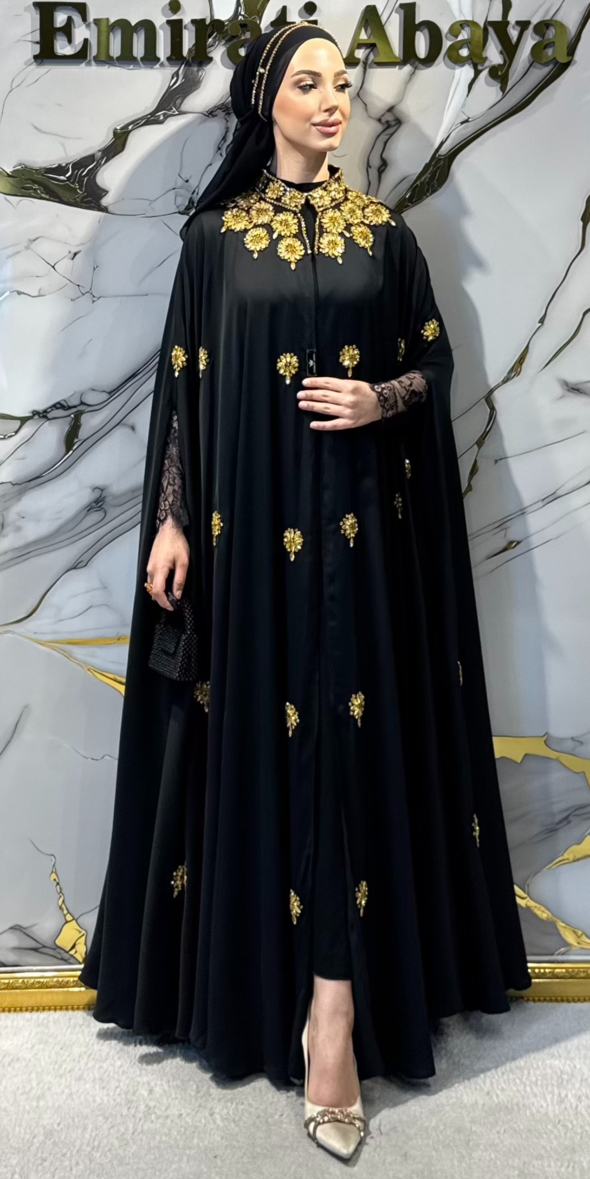 El Yapımı Gold Çiçek Taşlı Siyah Dubai Abaya | EF0011 GSB