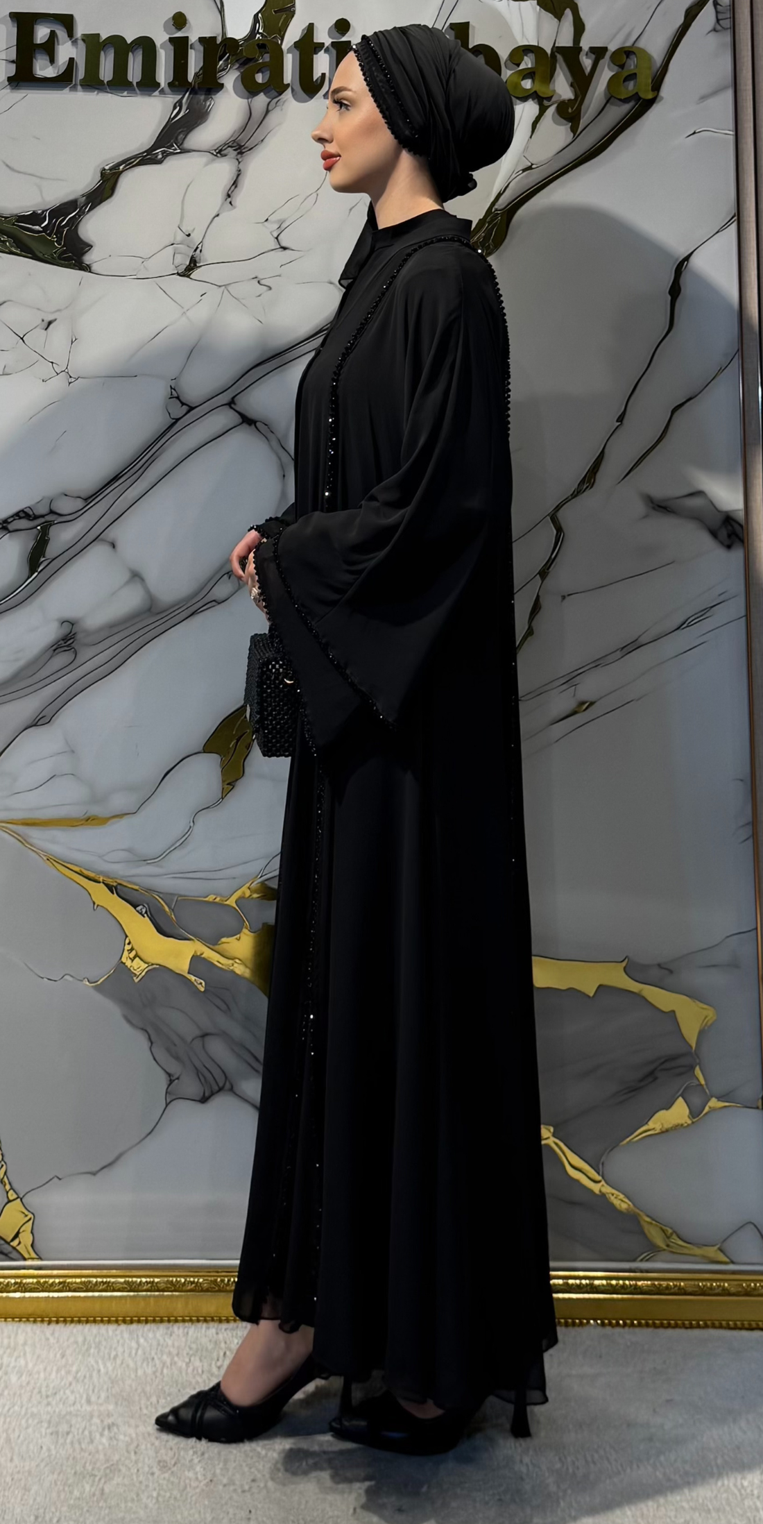 عباية سواروفسكي ساحرة