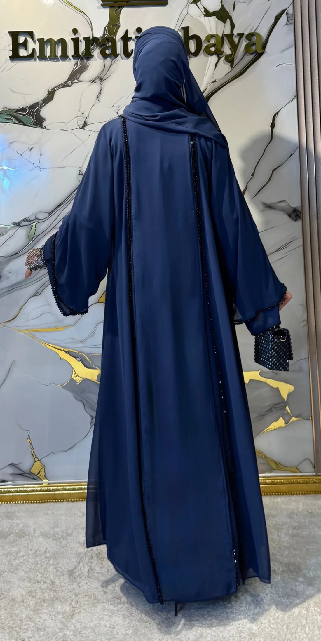 Önü Yırtmaçlı Siyah Boncuklu Larcivet Abaya | TM06 HM BSL