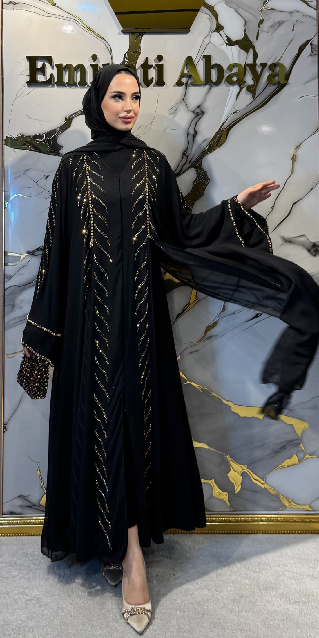 Altın Swarovski Taşlı Emirati Tasarım Siyah Kore Şifon Abaya