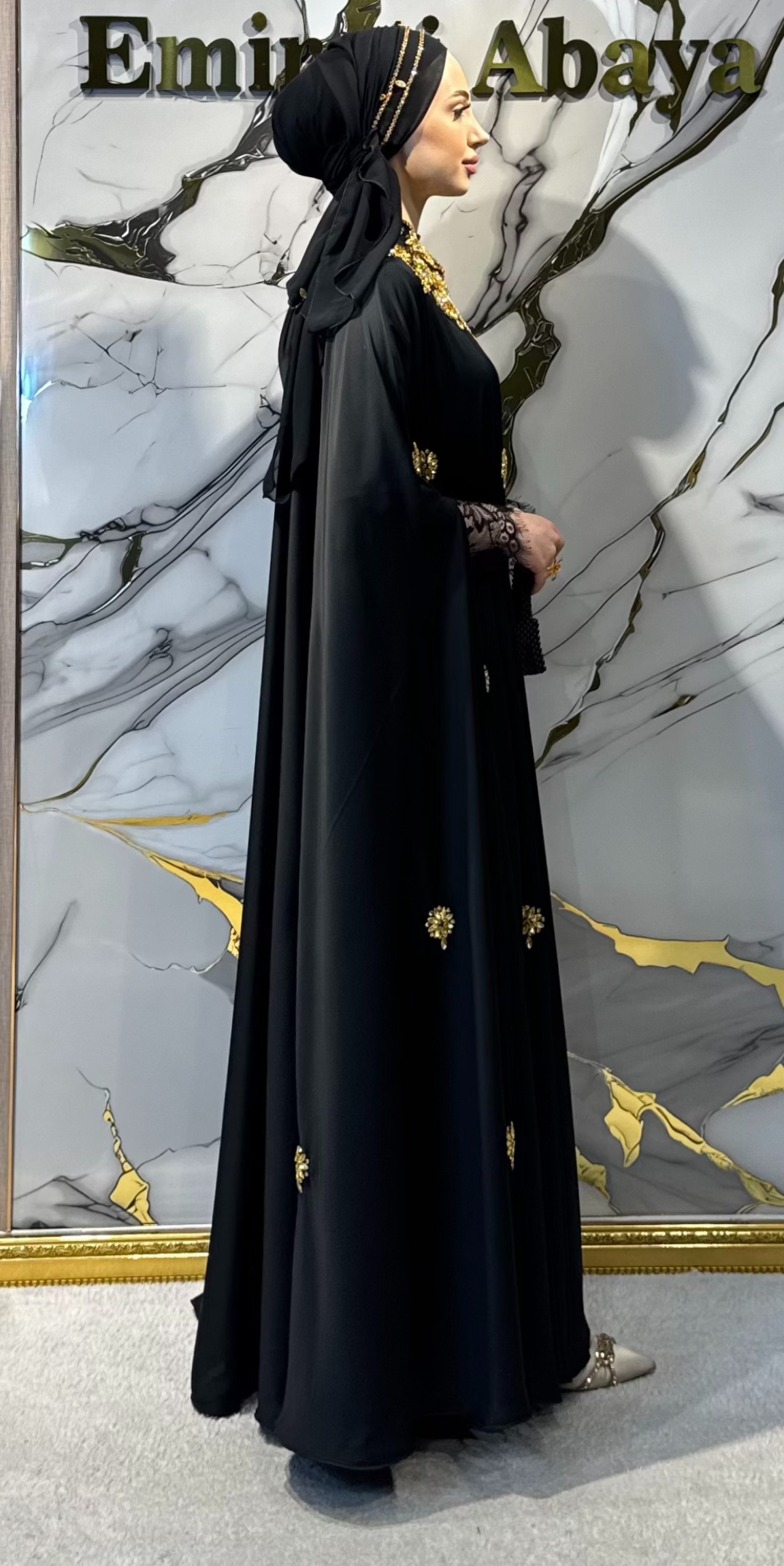 El Yapımı Gold Çiçek Taşlı Siyah Dubai Abaya | EF0011 GSB