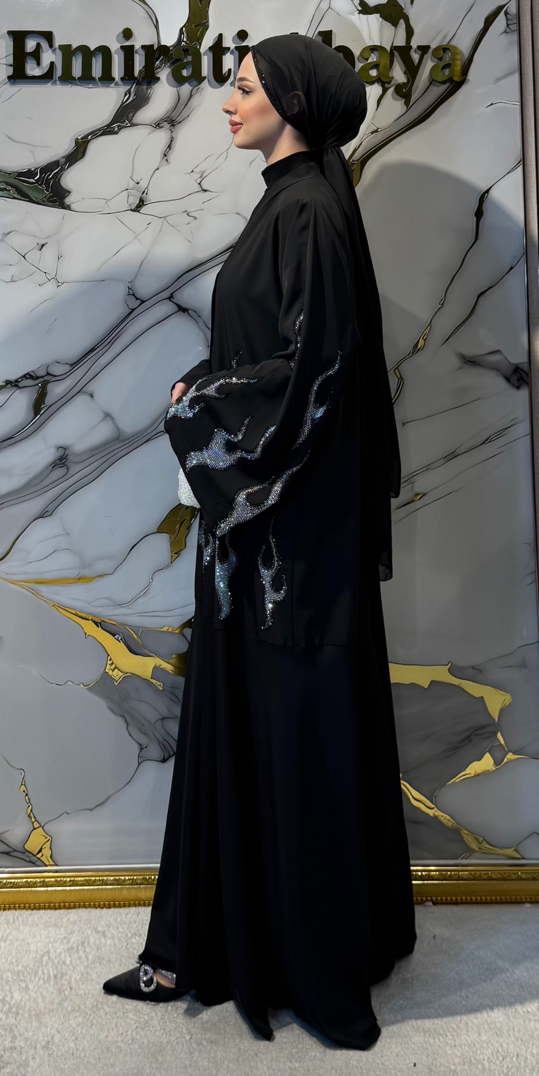 Lüks Ateş Desenli Janjan Taşlı Siyah Dubai Kumaş Abaya | TM0103 JSB