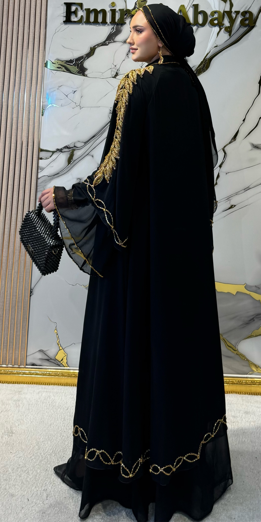 Siyah Dubai Kumaş El İşi Gold Taşlı İki Katlı Kollu Şal Dahil Abaya | EF0047 GSB