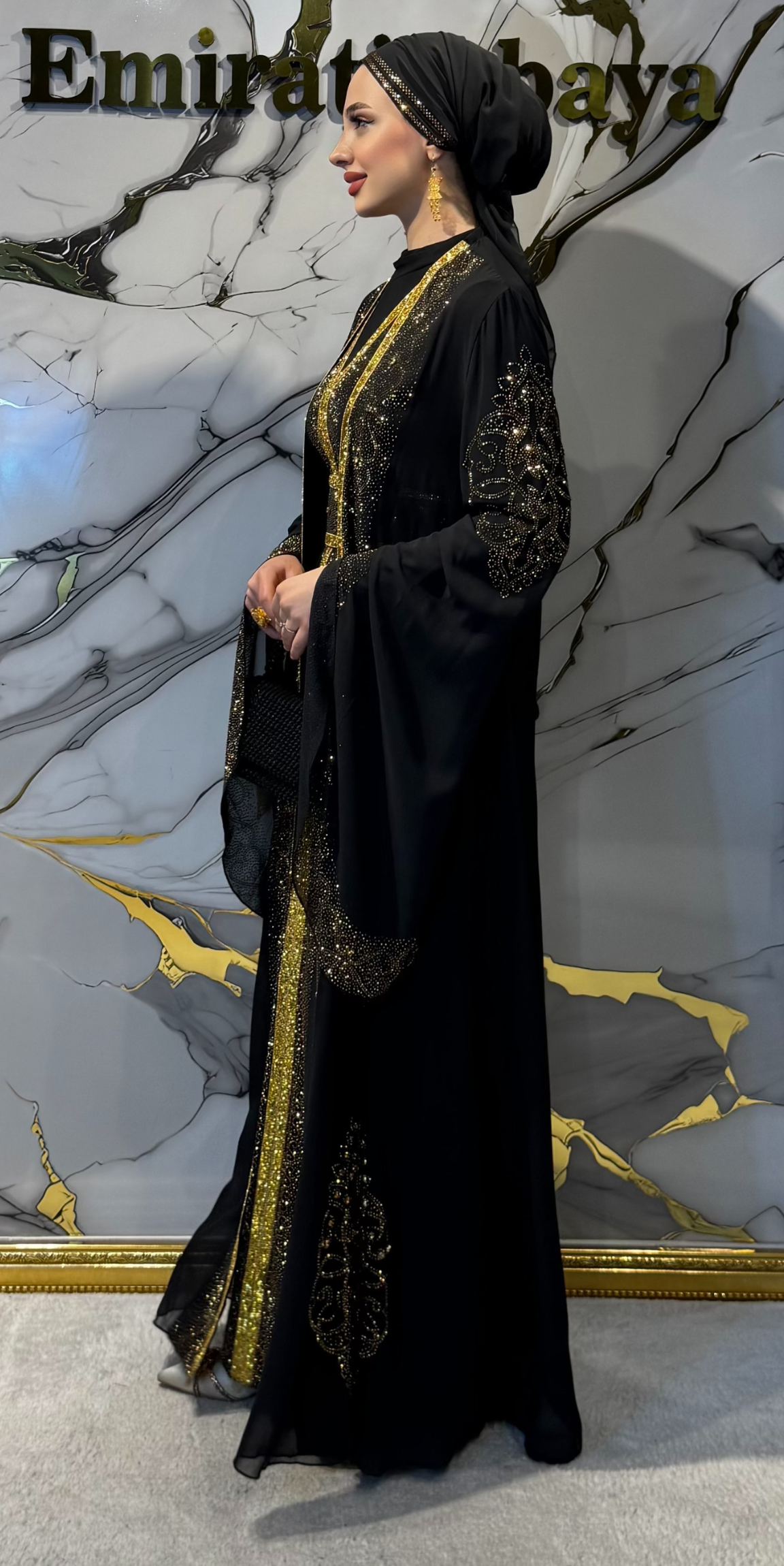 Starlit Noir Gold Embellished Traditional Set | WS57 GSB