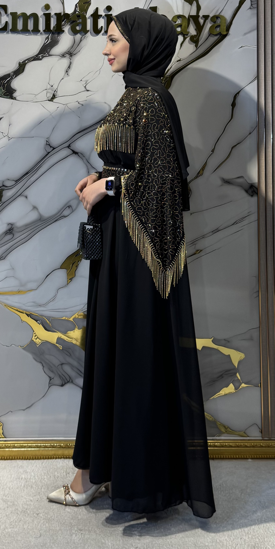 Gold Taşlı Uzun Kollu Siyah Abaya | WS56 GSB