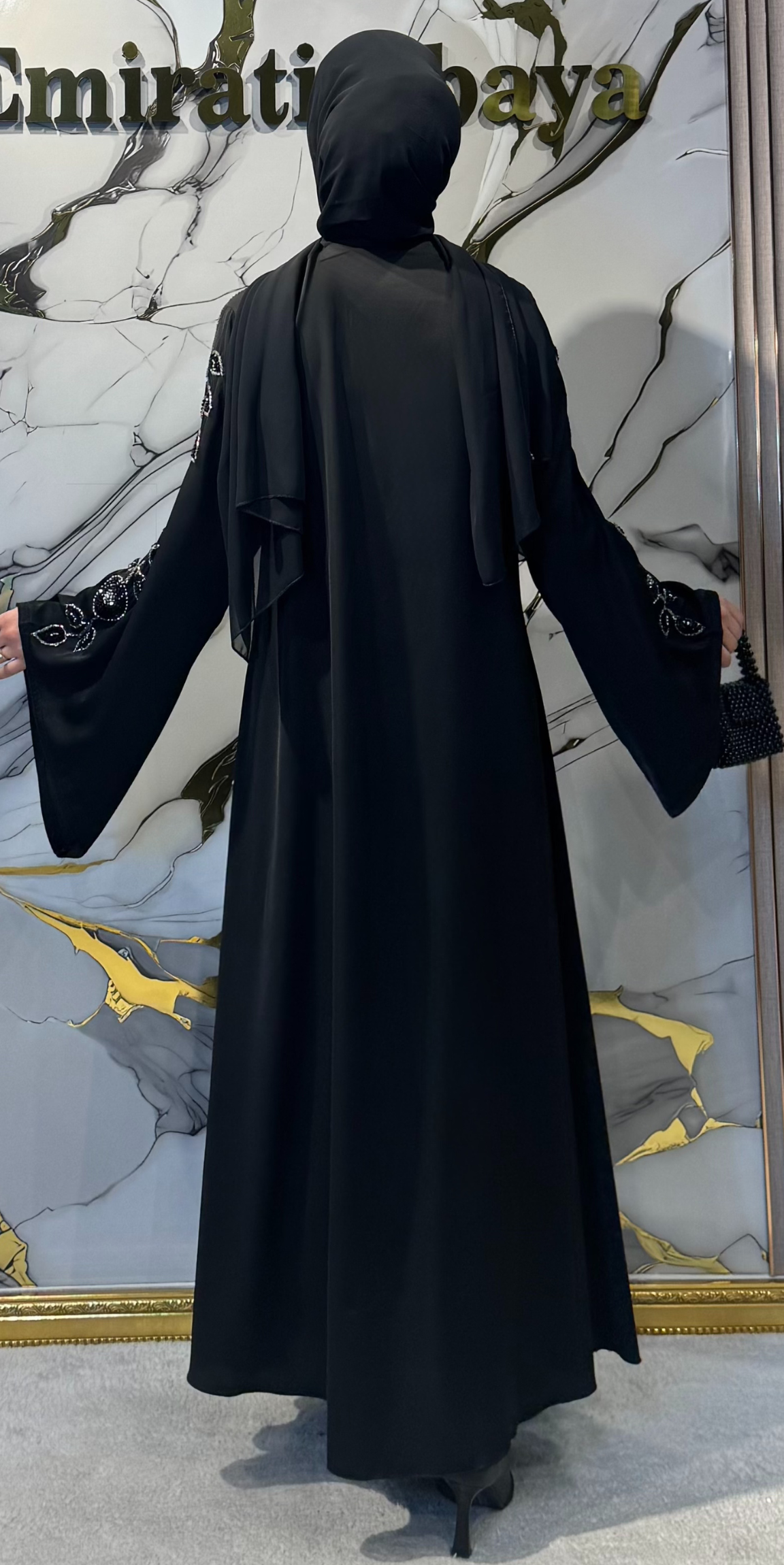 El İşçiliği Swarovski Taşlı Siyah Chorook Kumaş Lüks Abaya | EF008 BSB