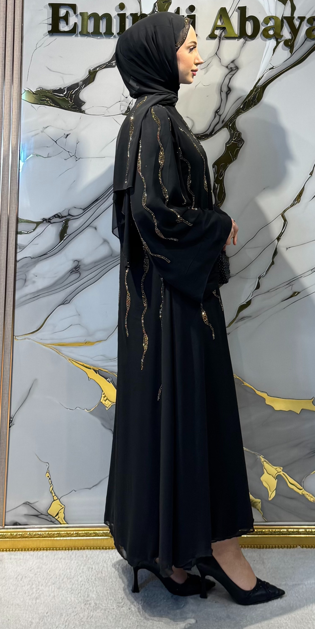 Ağaç Kökü Desenli Gold Taşlı Siyah Şifon Abaya | TM49 GSB
