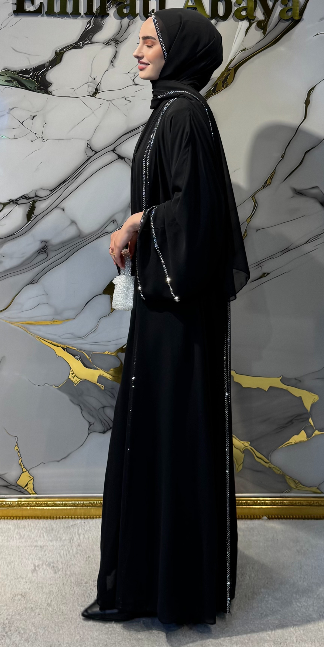 Önü Yırtmaçlı Beyaz Taşlı Siyah Abaya TM06 WSBLACK - Çıtçıtlı Şal Dahil Zarif Model