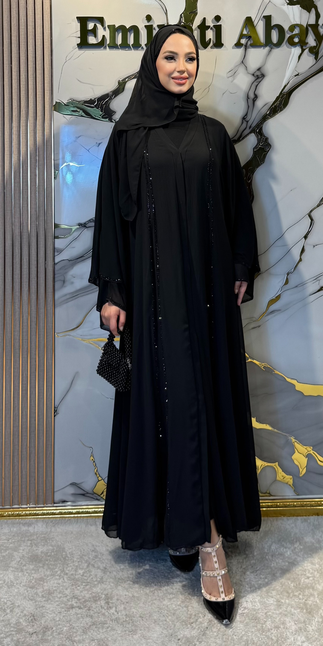 Önü Yırtmaçlı Siyah Taşlı Siyah Abaya TM06 BS G B