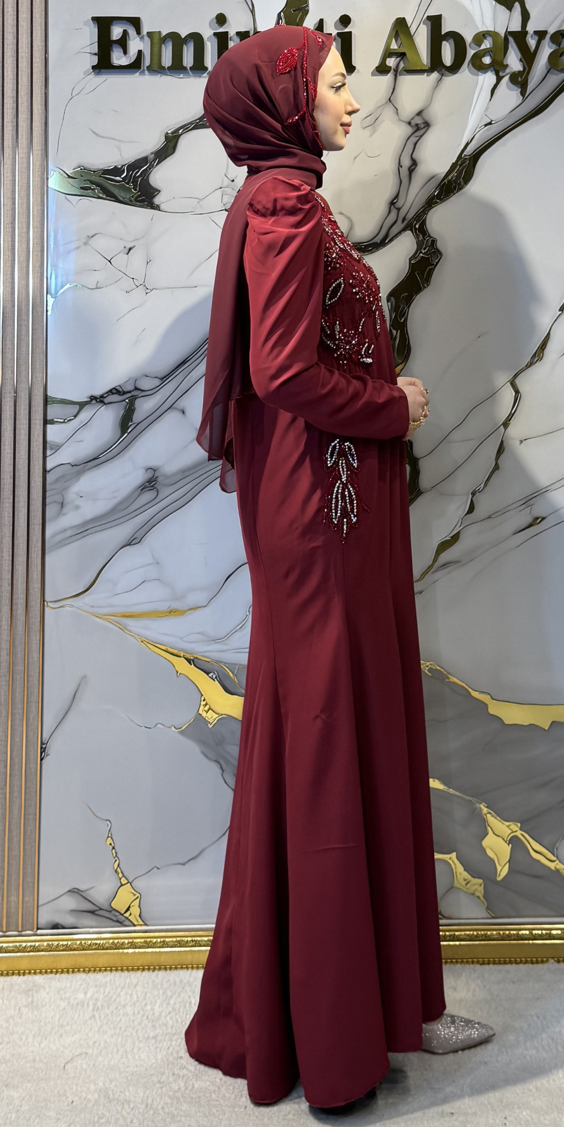 El İşlemeli Beyaz Taşlı Bordo Krep Abaya | EF0033 WS BORDO