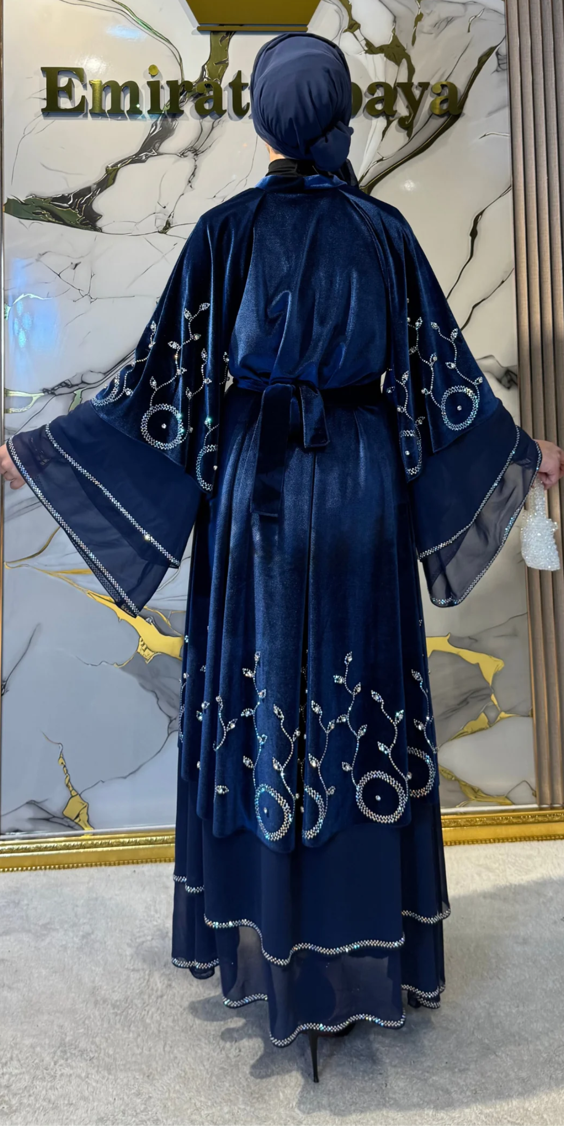 Çiçek ve Dairesel Taş İşlemeli Lacivert Kadife Takım Şal ve Kemer Dahil | LY20 JSVL