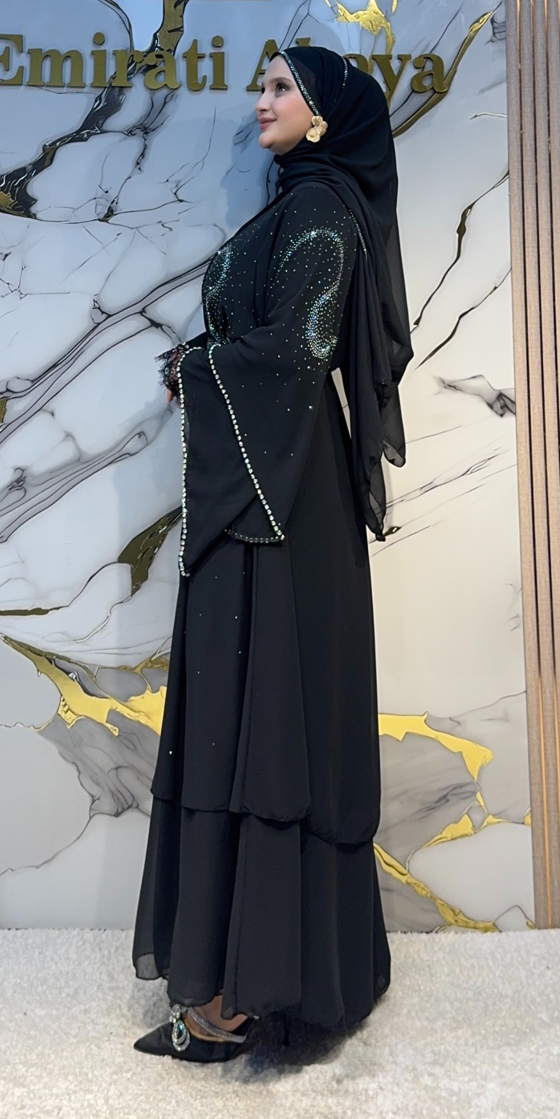 Beyaz Taşlı Kemerli Katlı Siyah Şifon Abaya Emirati Abaya | LY48 WSB