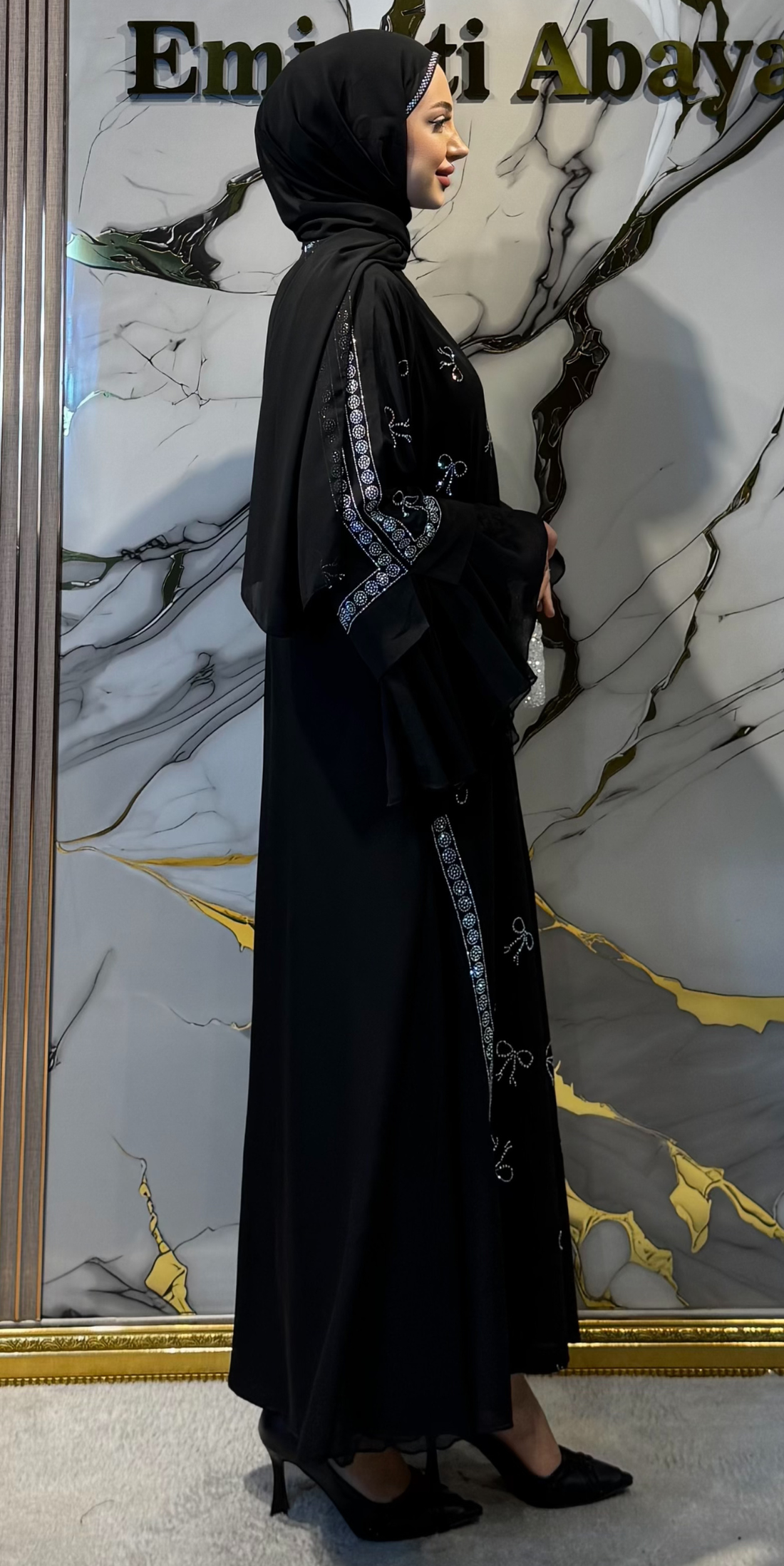 Zarif Fiyonk Nakışlı Siyah Şifon Abaya | WS68 JSB