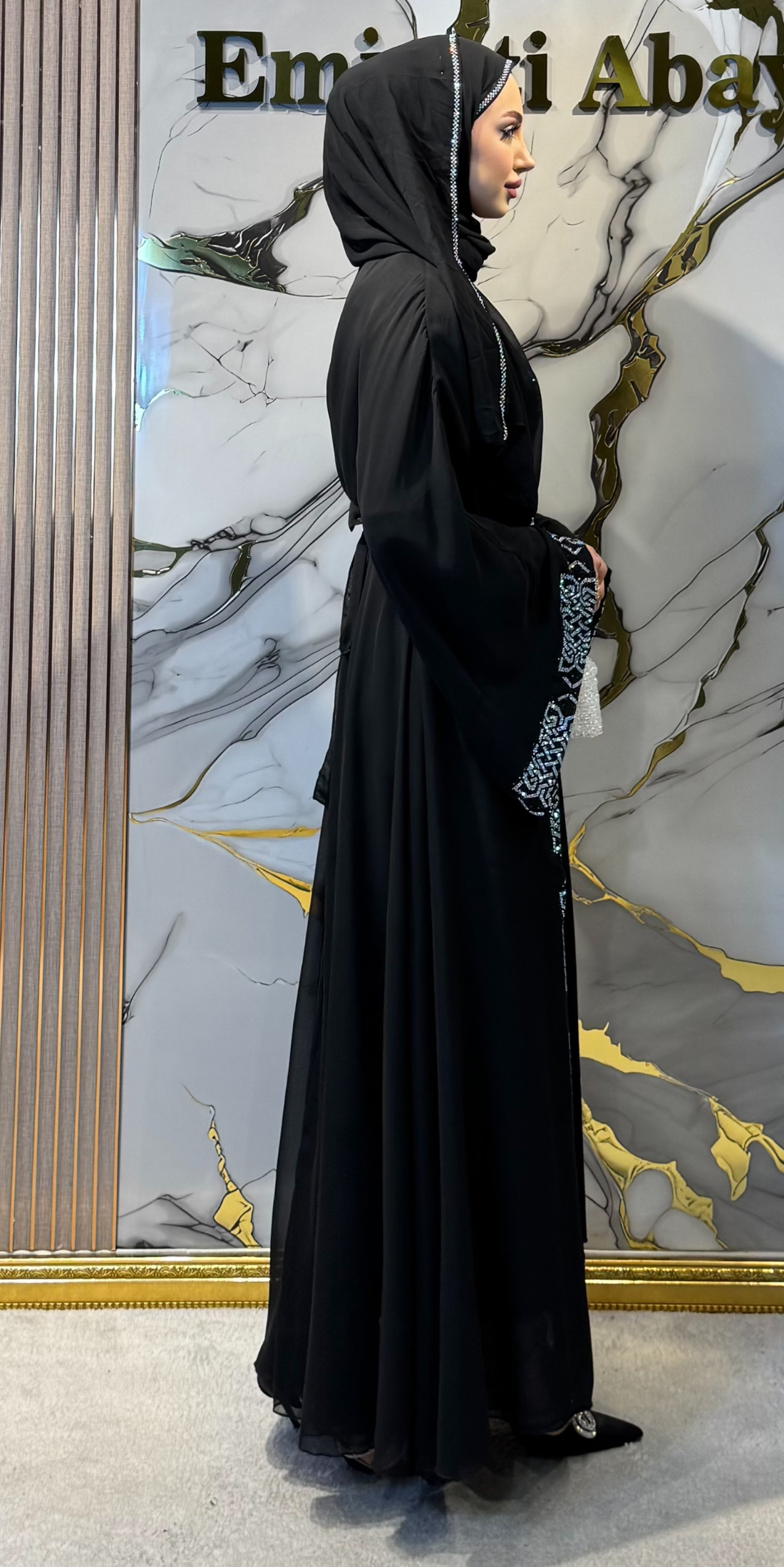 Önü Açık ve JanJan Taşlı Şık Abaya - Kemer, Şal ve İçlik Dahil 4 Parça Set TM040 JSB