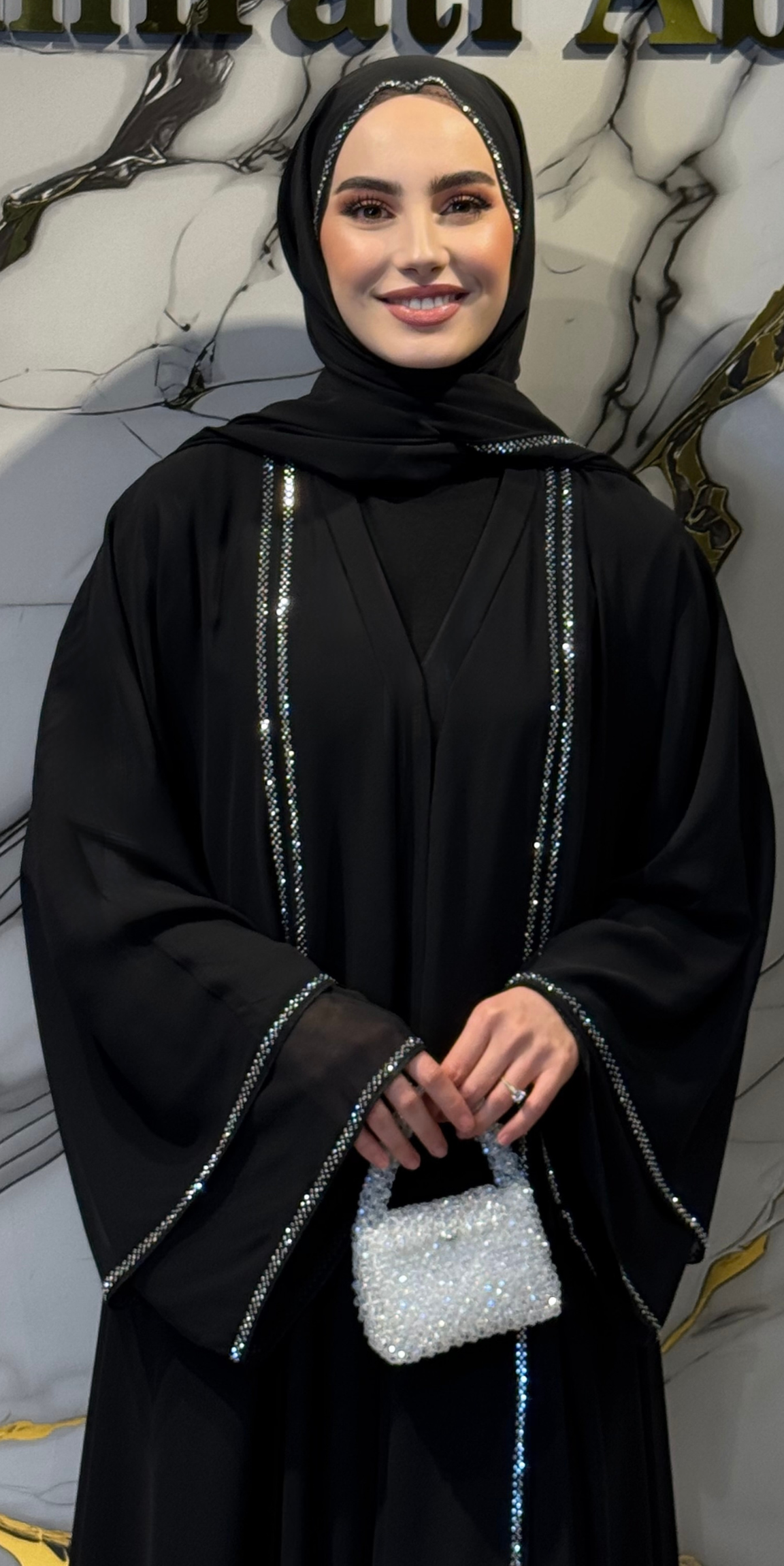 Önü Yırtmaçlı Beyaz Taşlı Siyah Abaya TM06 WSBLACK - Çıtçıtlı Şal Dahil Zarif Model