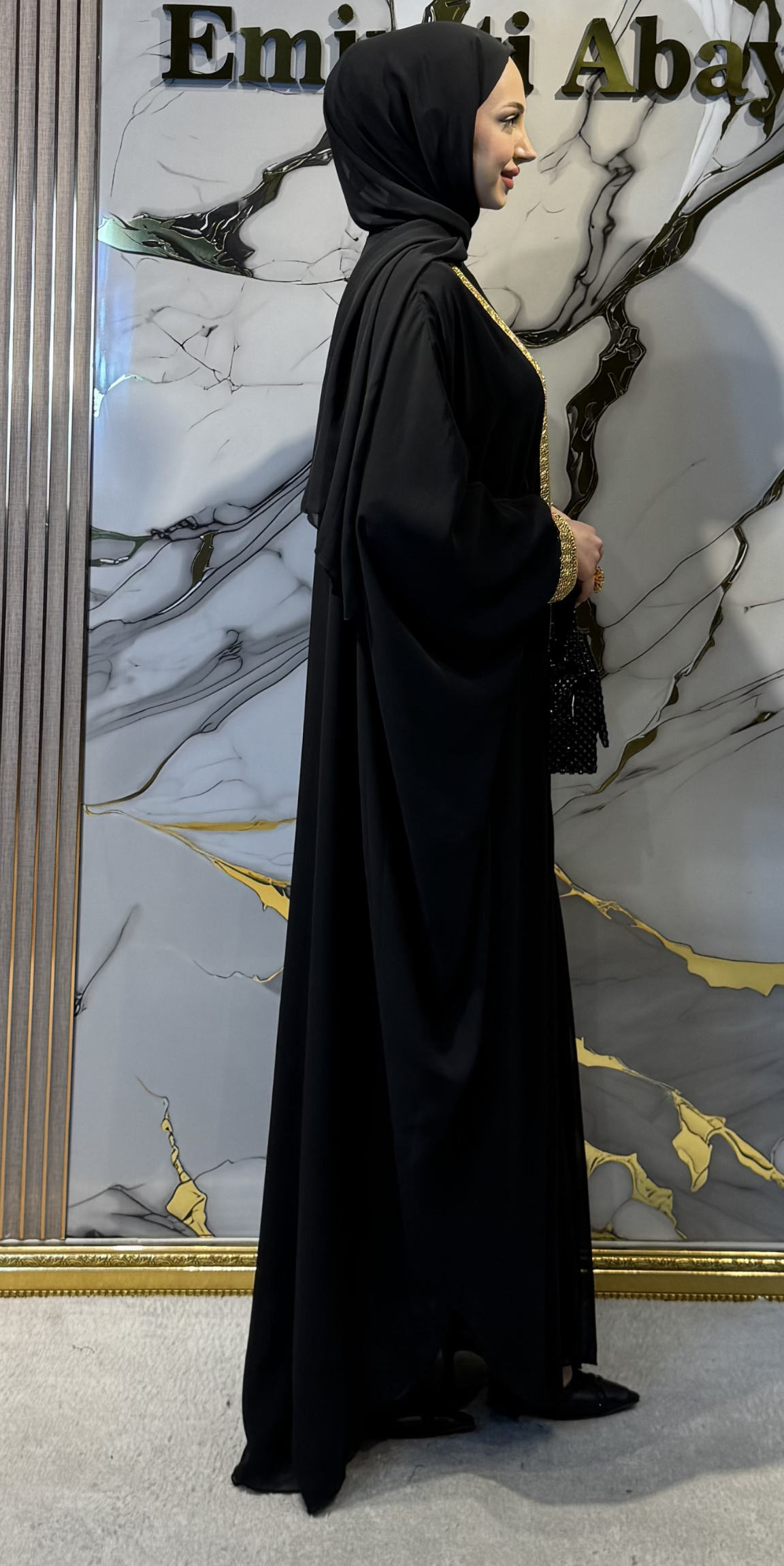ÜRÜN ADI: Önü Açık Gold Desenli Yöresel Abaya TM086 GSB - 4 Parça Set (Şal, Kemer ve İçlik Dahil)