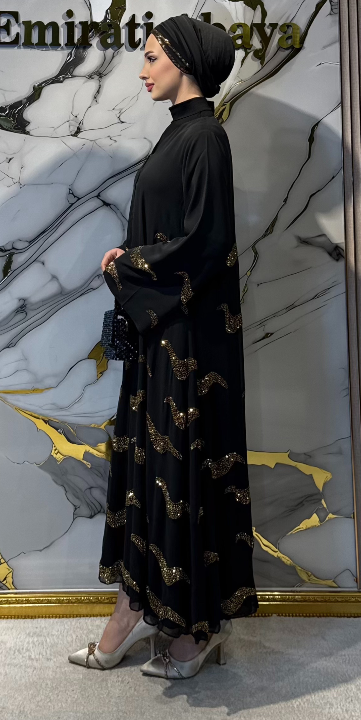 Dalga Desenli Altın Taş İşlemeli Şifon Abaya Önden Çıtçıtlı - Şal Dahil | TM039 GSB