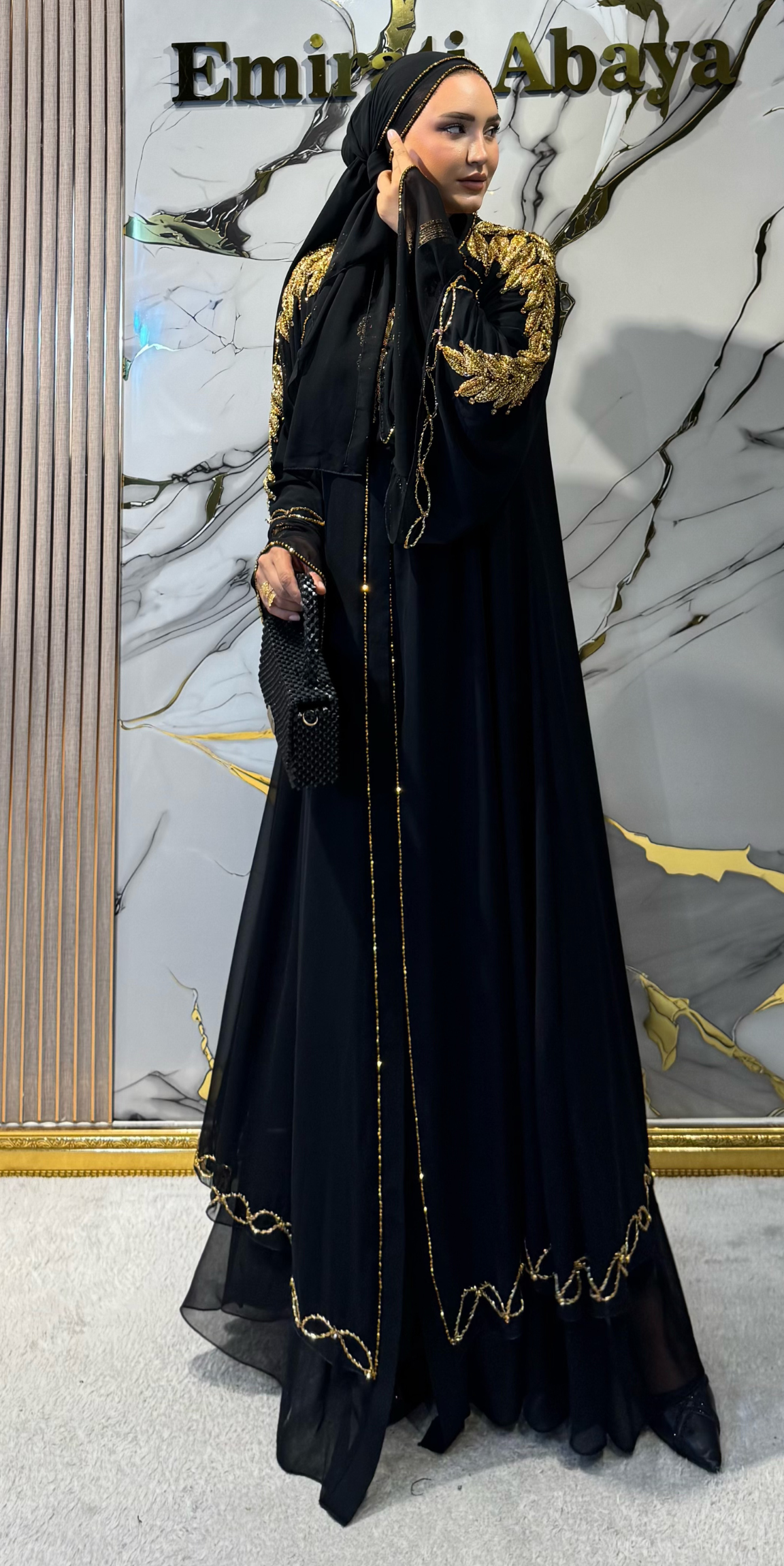 Siyah Dubai Kumaş El İşi Gold Taşlı İki Katlı Kollu Şal Dahil Abaya | EF0047 GSB