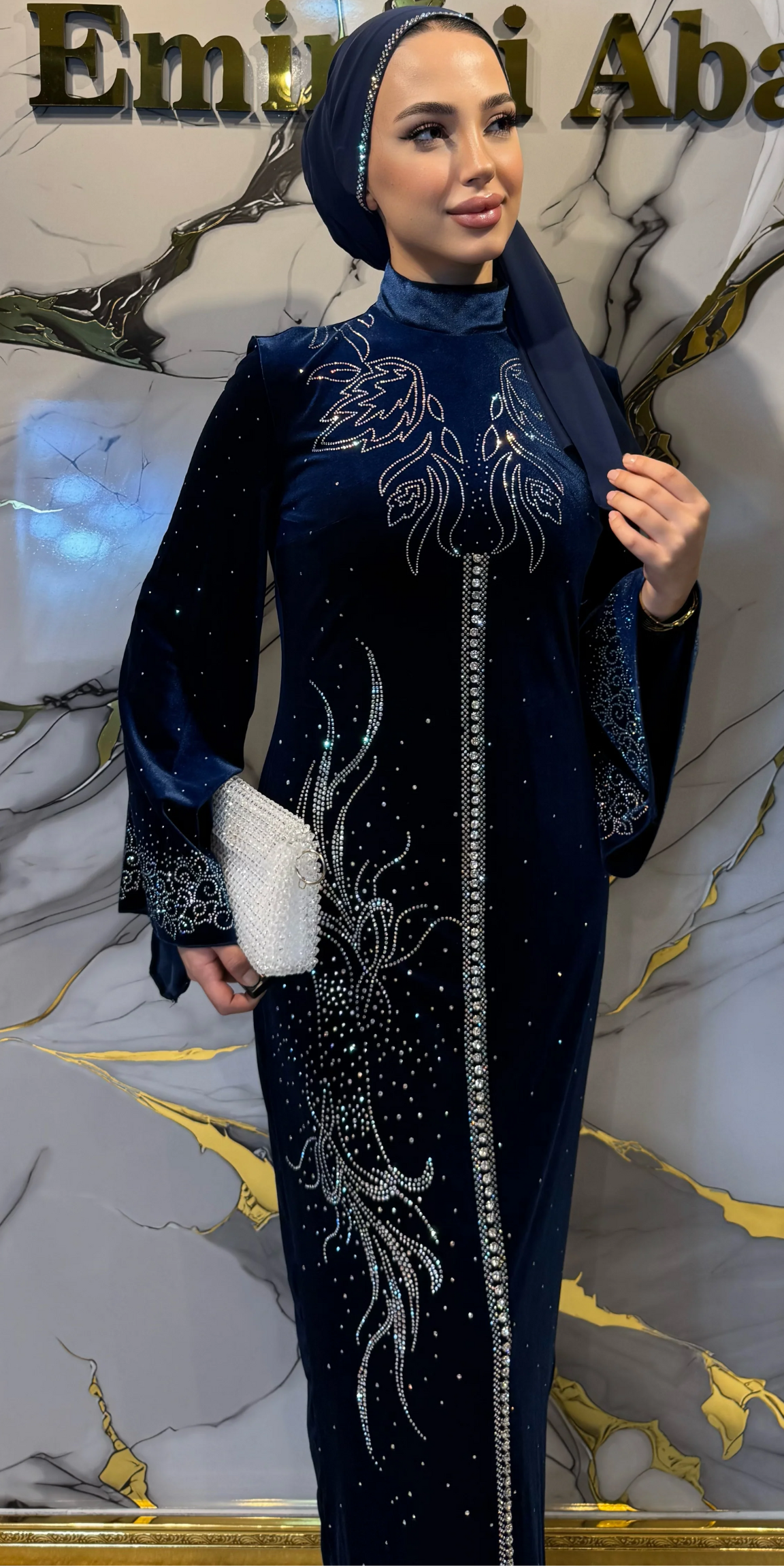 Navy Blue Velvet Royal Abaya with Shimmering Stones – Showy Belt Detail | LY30 JSVL
