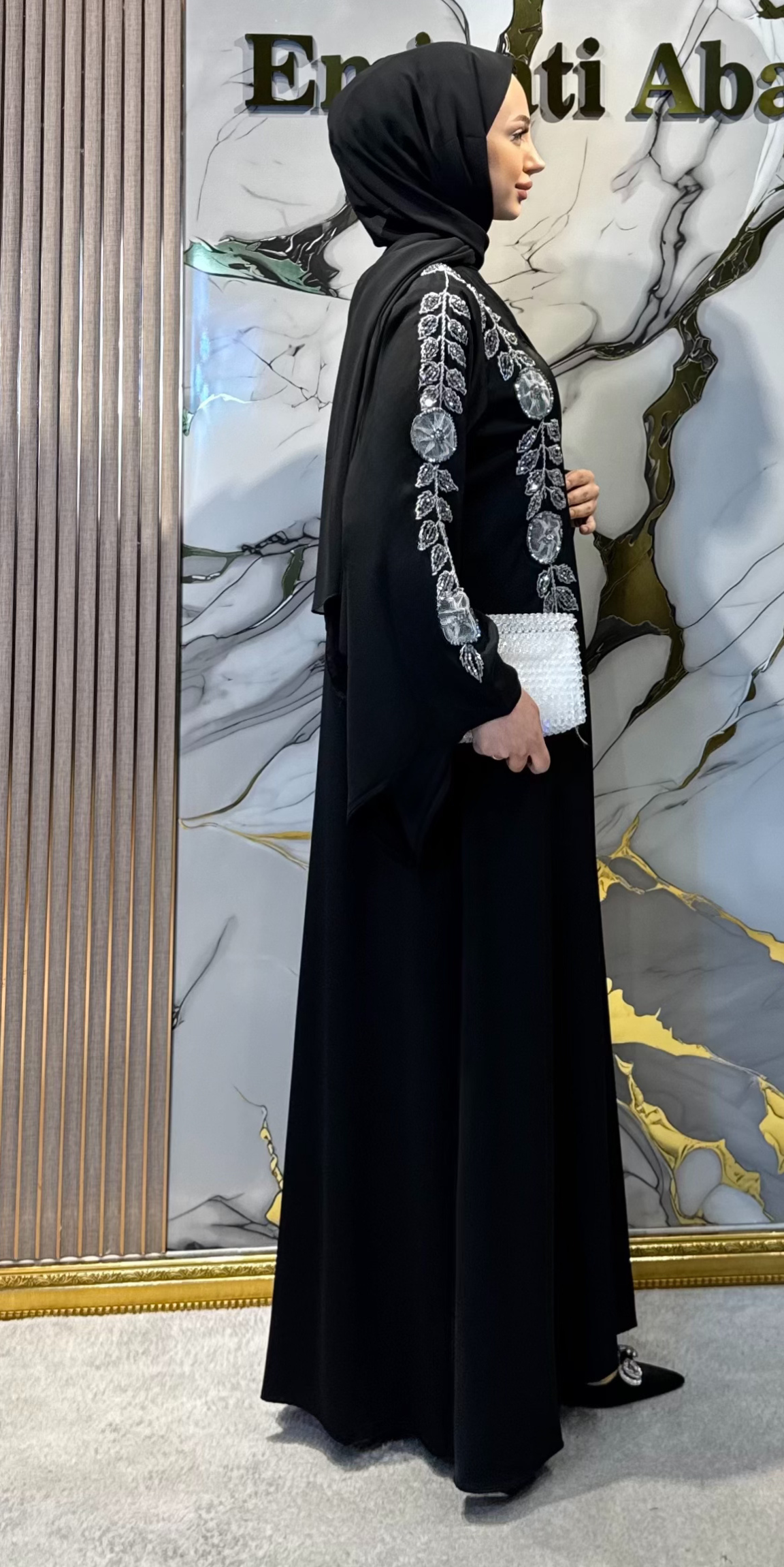 White Flower Hand Embroidered Dubai Silk Abaya
