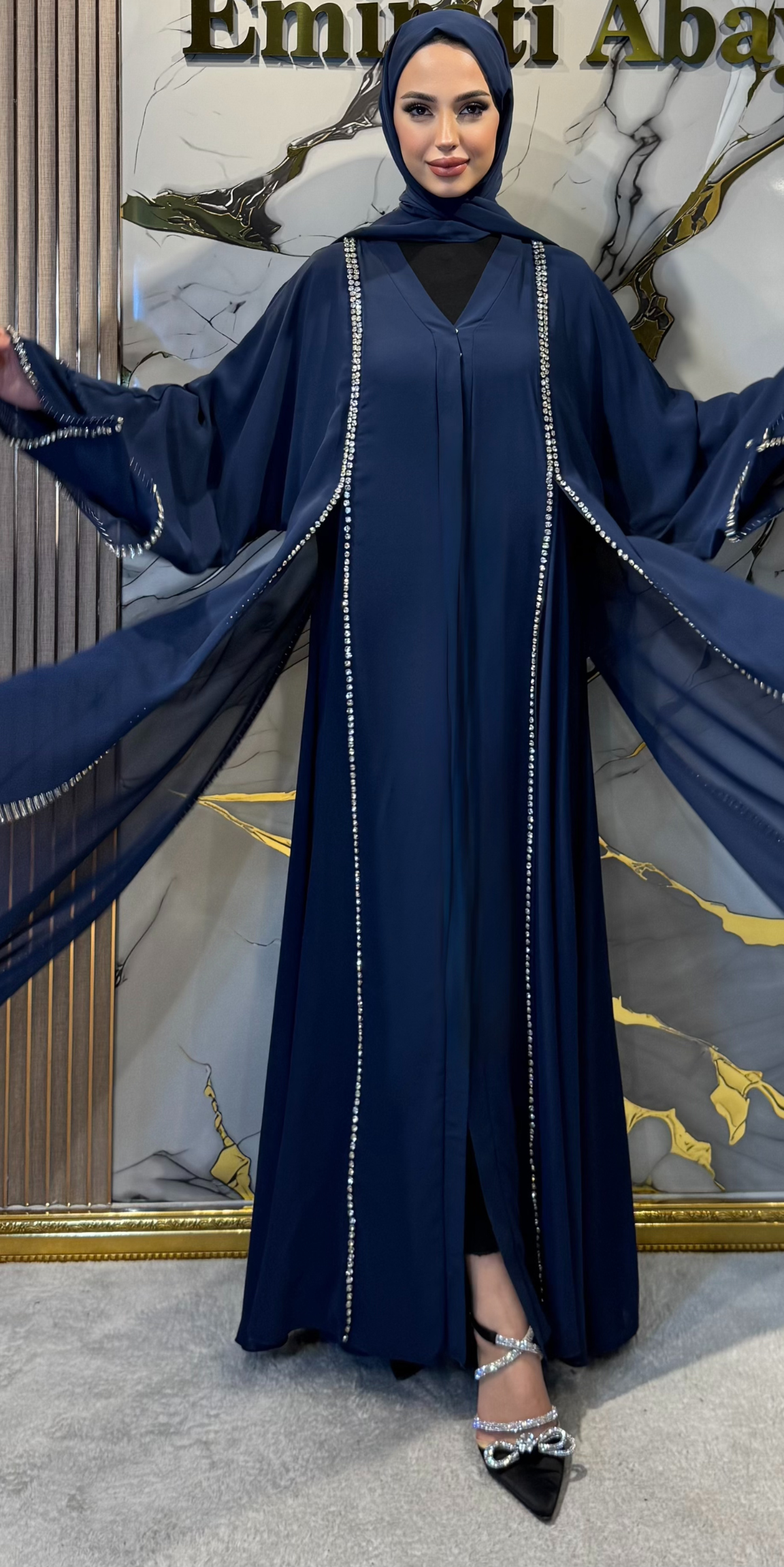 Önü Yırtmaçlı Kristal Taşlı Şifon Mavi Abaya - Zarif Lüks Model TM06 C WSL