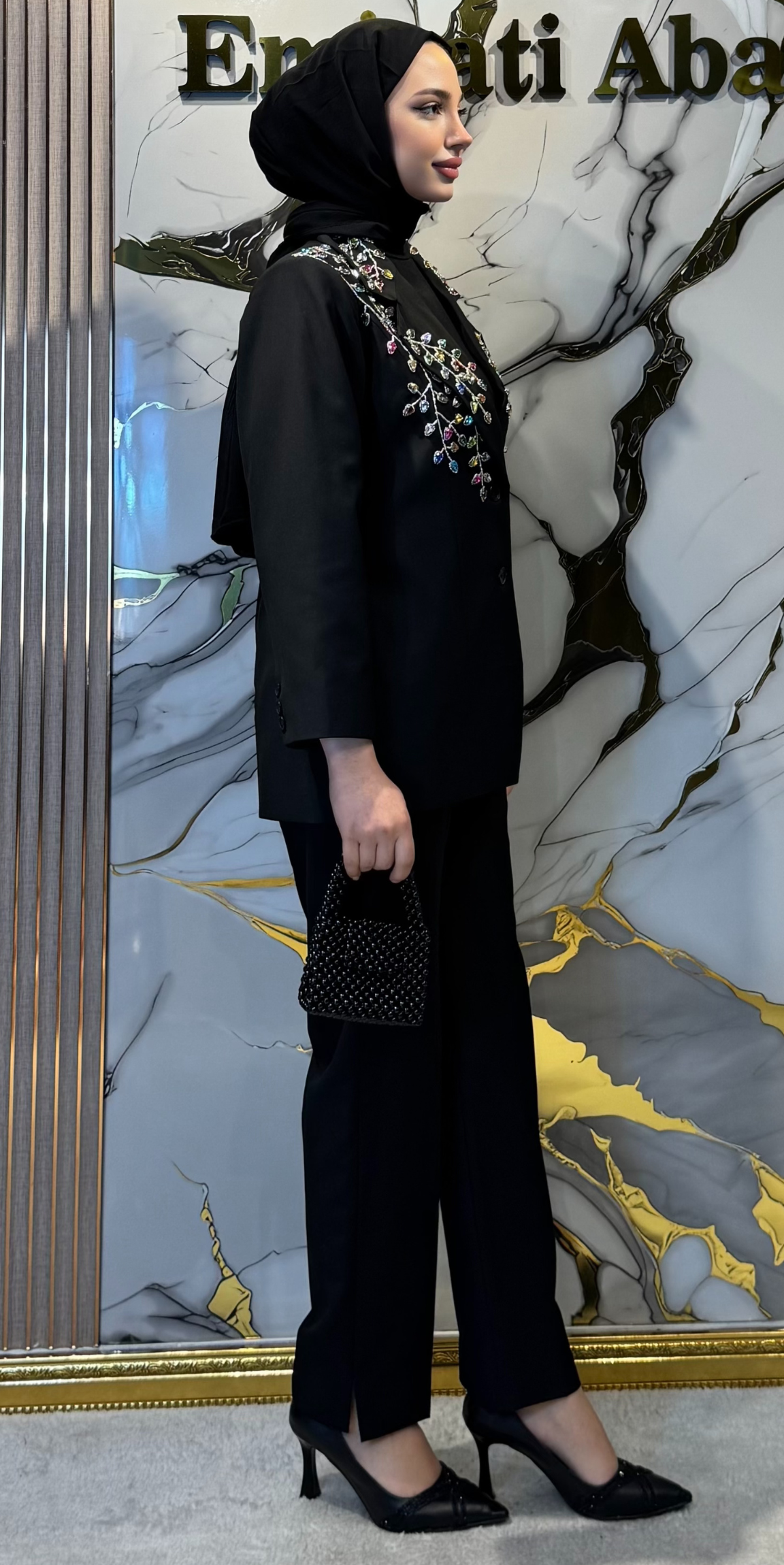 Lüks Karışık Renkli Taşlı El Yapımı Siyah Takım