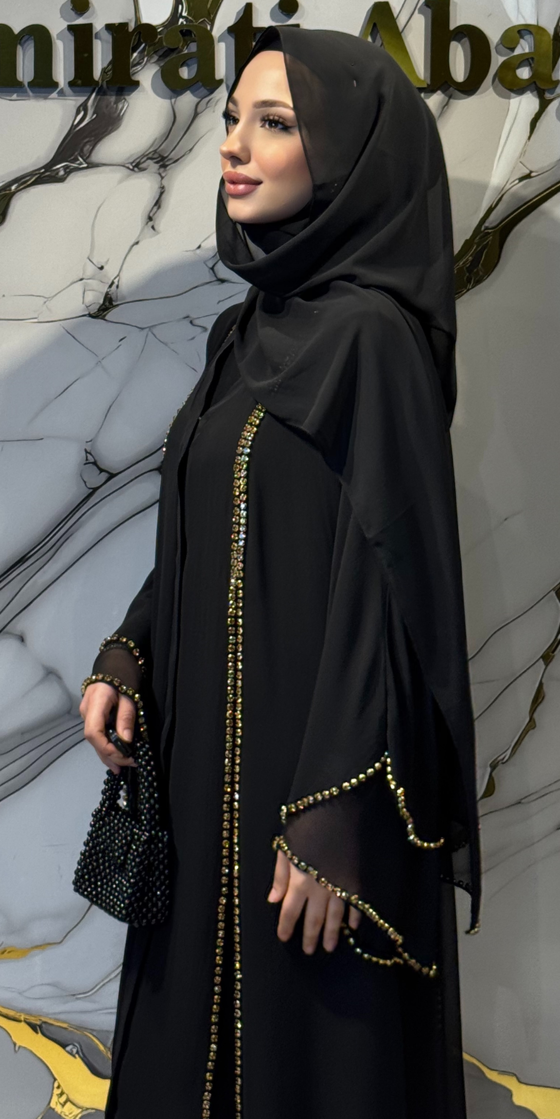 Önü Yırtmaçlı Gold Taşlı Şifon Siyah Abaya - Zarif Lüks Model TM06 C GSB