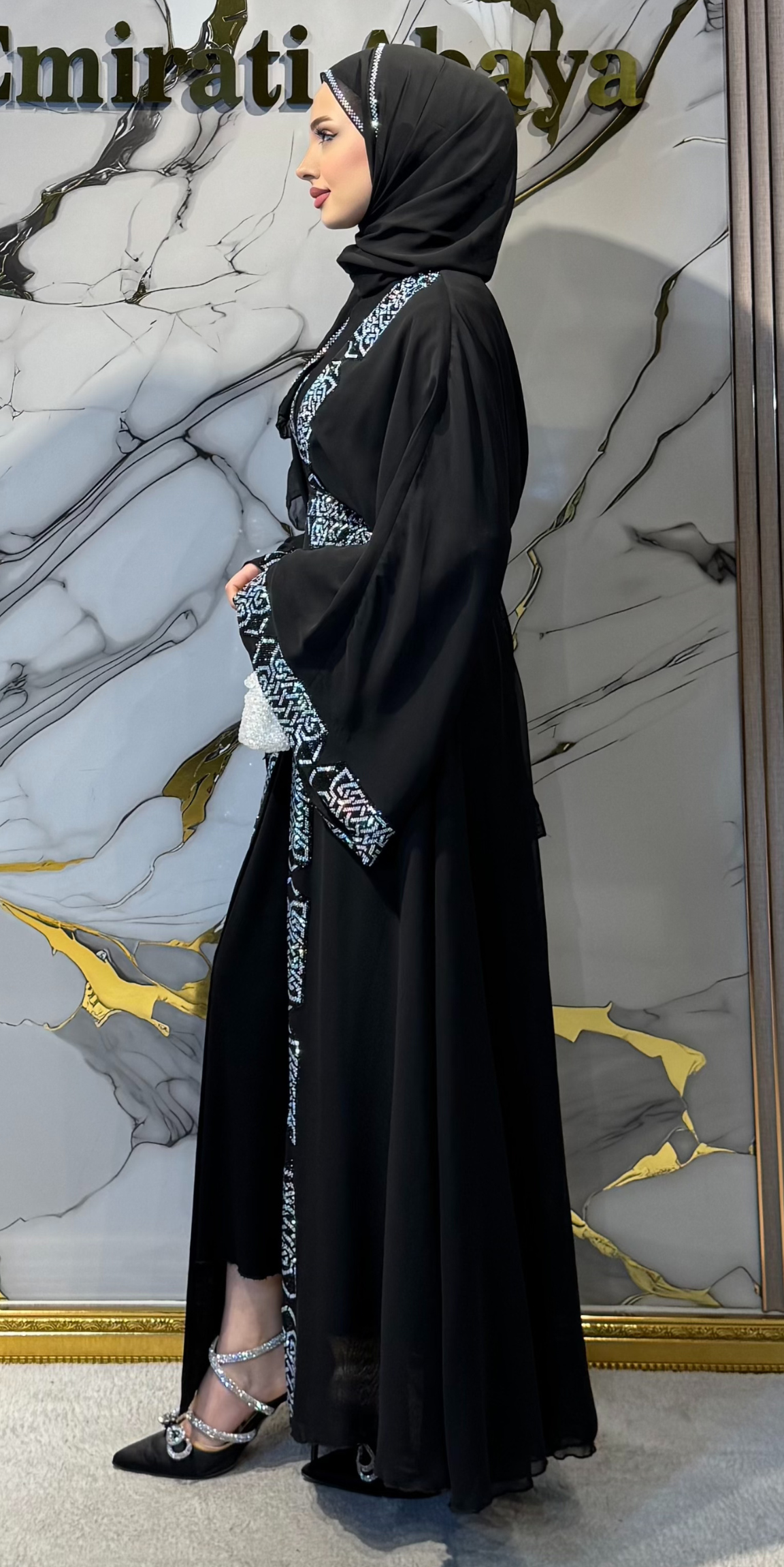 Önü Açık ve JanJan Taşlı Şık Abaya - Kemer, Şal ve İçlik Dahil 4 Parça Set TM040 JSB