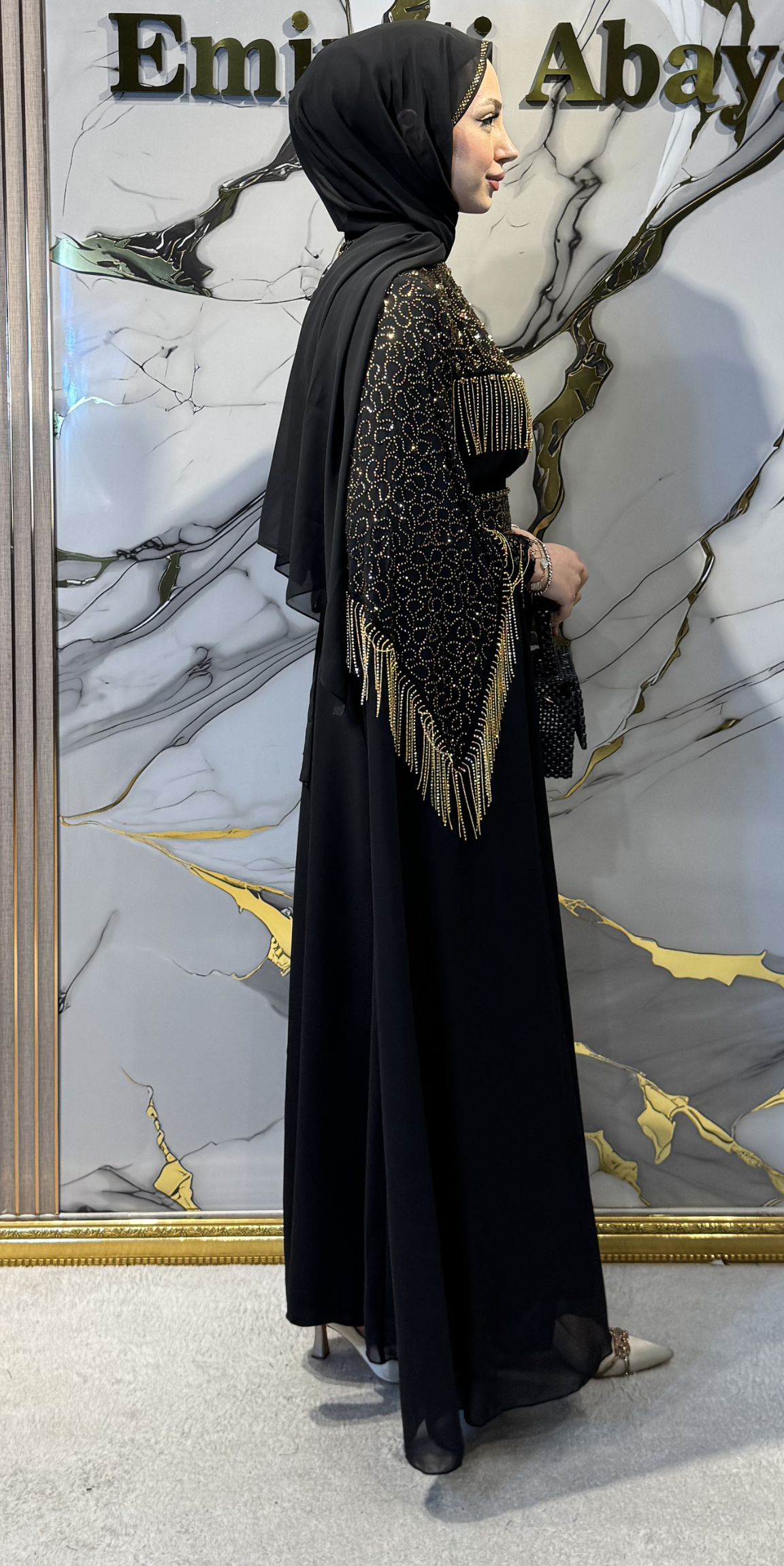 Gold Taşlı Uzun Kollu Siyah Abaya | WS56 GSB
