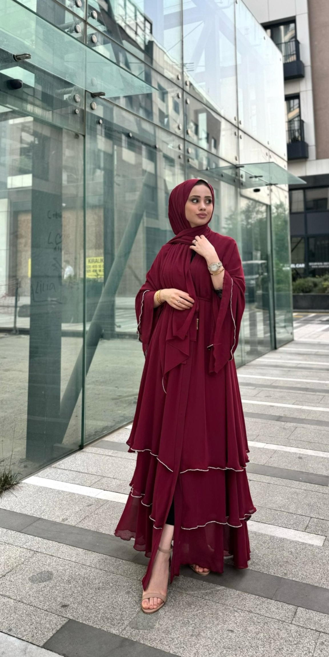 Üç Katlı Bordo Abaya