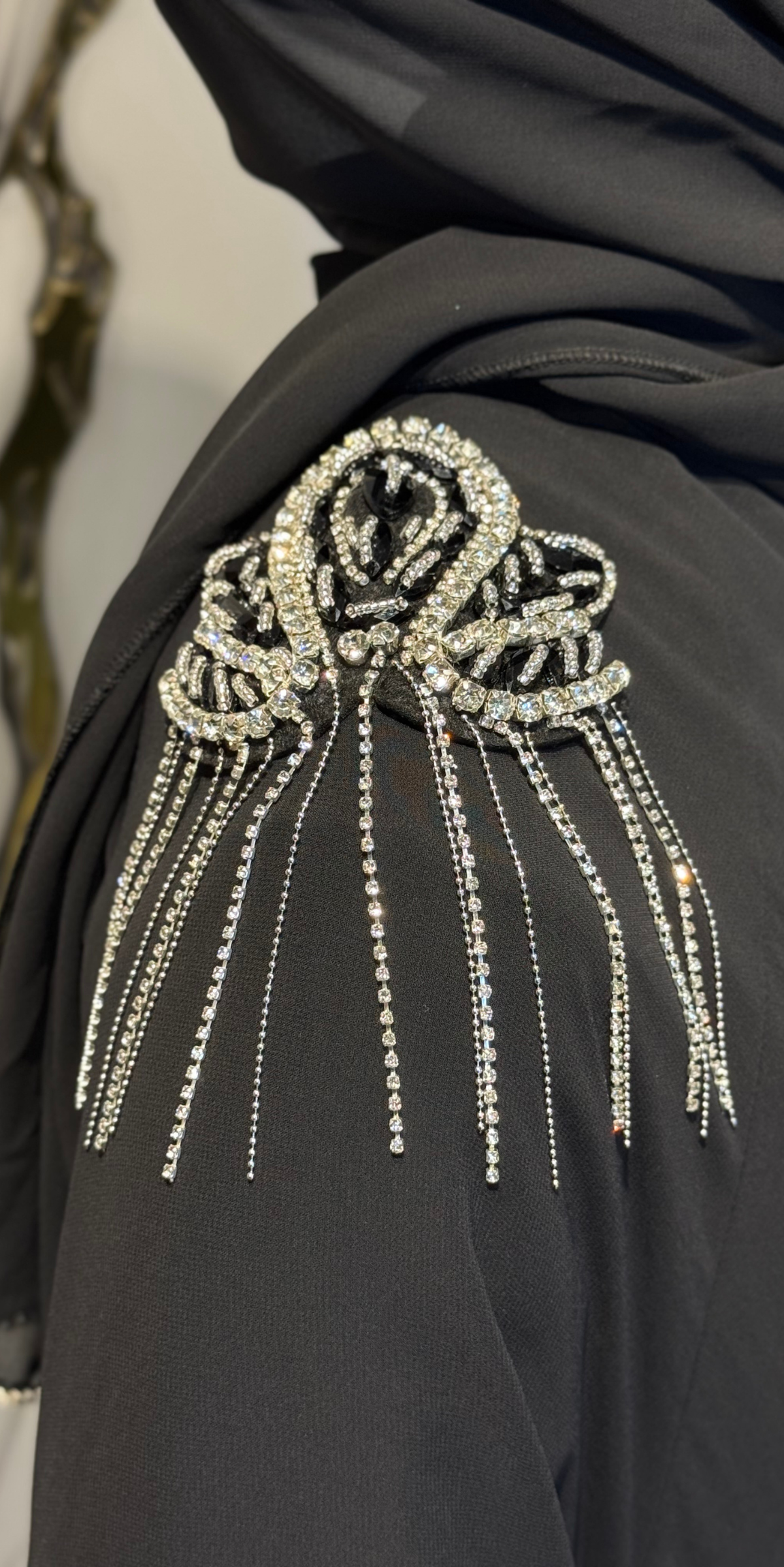 Three-Layer Abaya with Shoulder Stone Detail RK011 Stone Black - Includes Snap Fastener Shawl and Belt