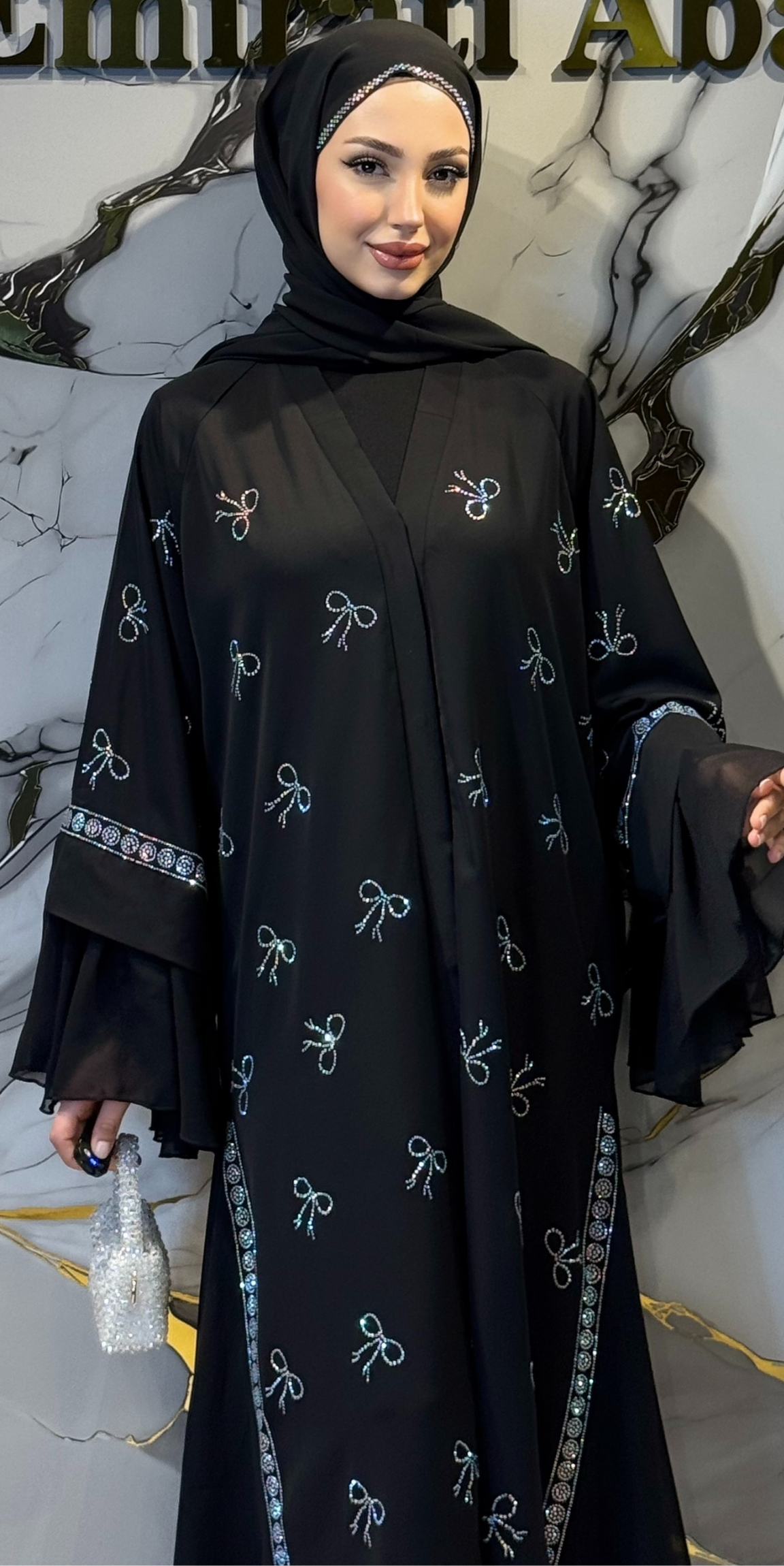 Zarif Fiyonk Nakışlı Siyah Şifon Abaya | WS68 JSB