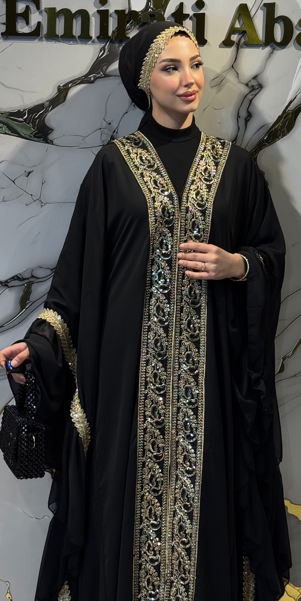 Önü Altın Taş İşlemeli Şifon Abaya - Çıtçıtlı Zarif Model WS04 GSB