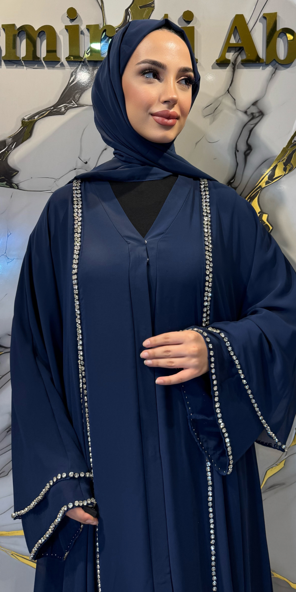 Önü Yırtmaçlı Kristal Taşlı Şifon Mavi Abaya - Zarif Lüks Model TM06 C WSL