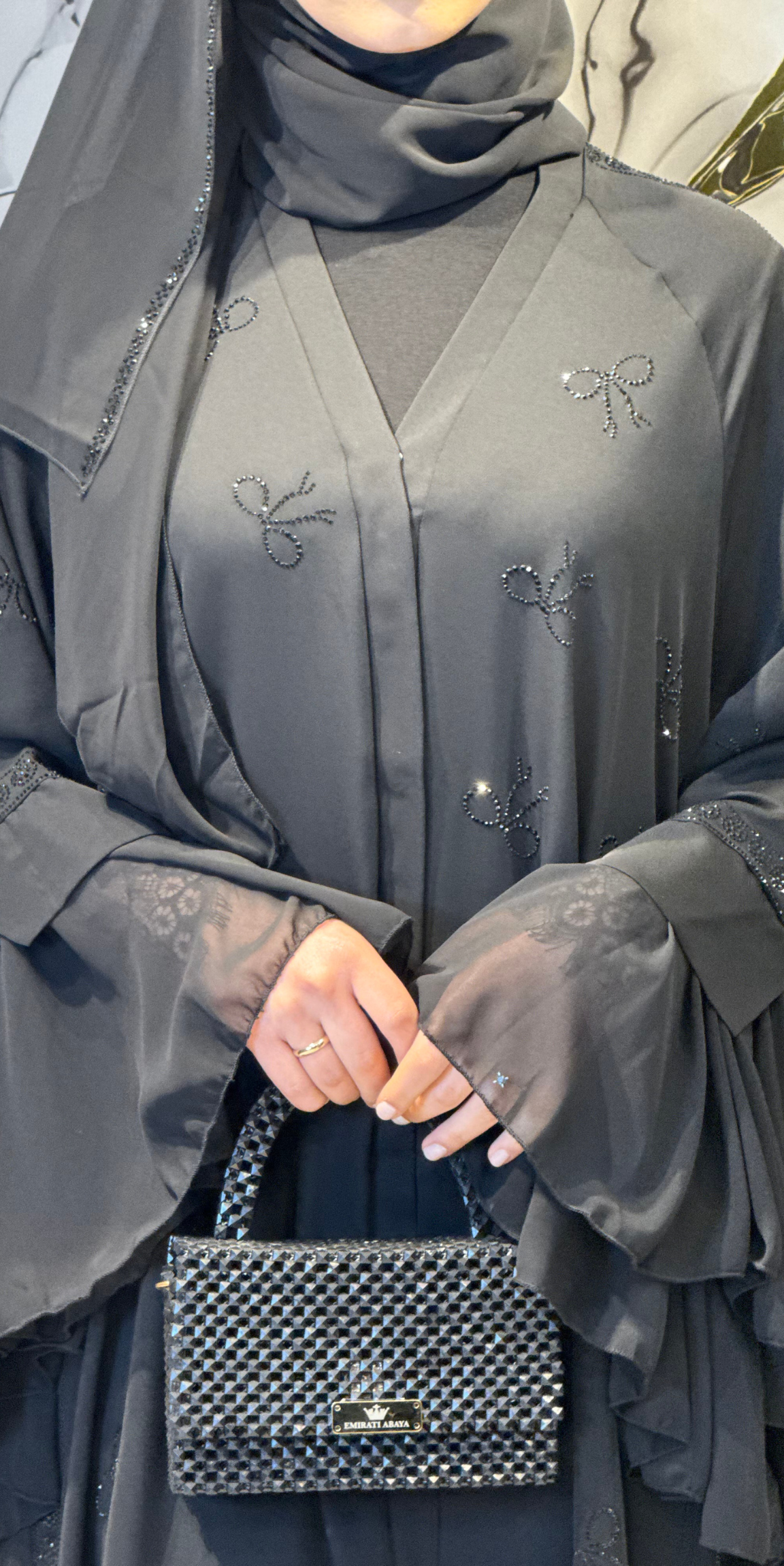 Lüks Kelebek Taş Desenli Siyah Şifon ve Dubai Kumaş Abaya - Şal Dahil WS68 BSB