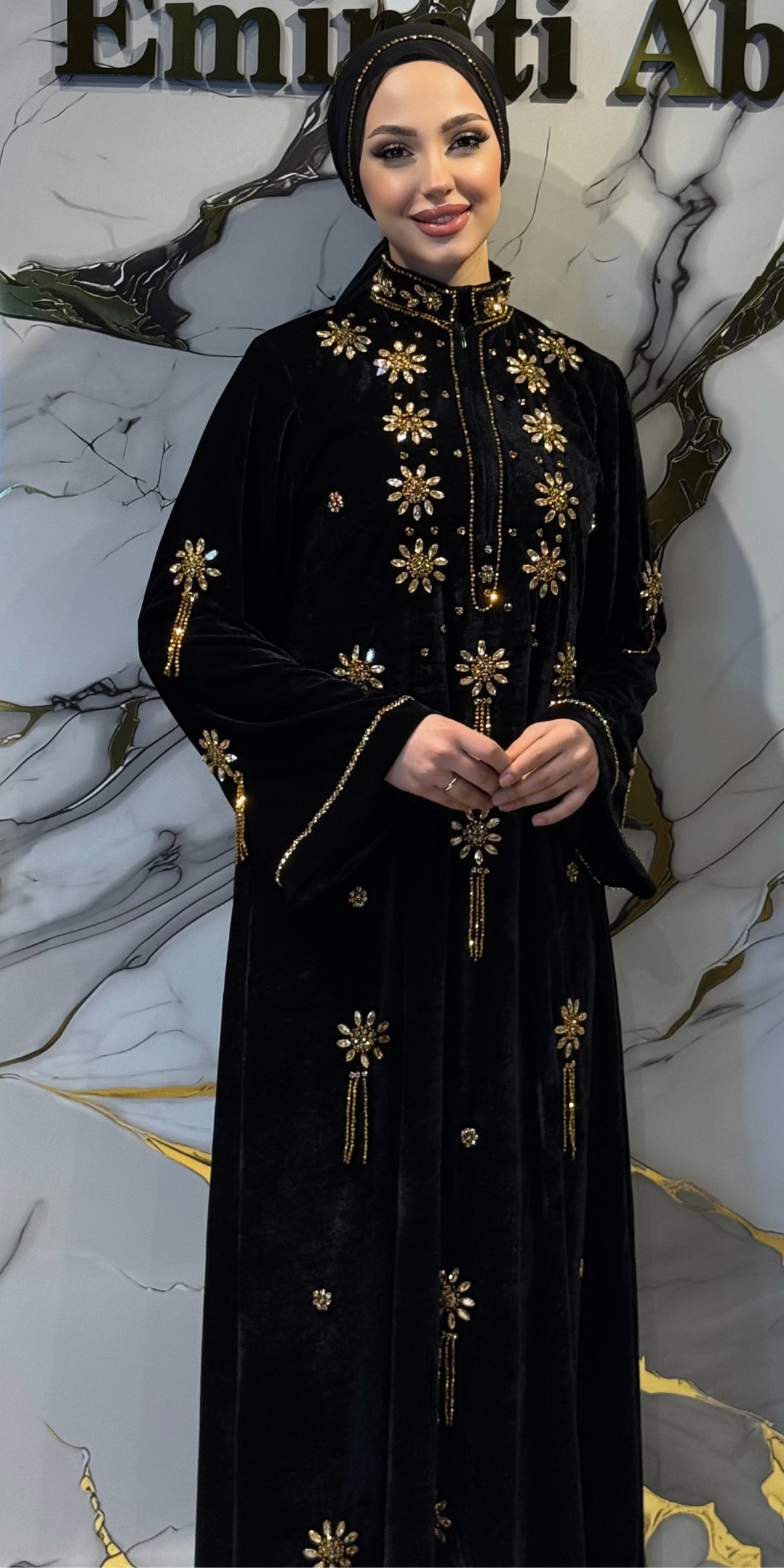 El Yapımı Gold Çiçek Taşlı Lüks Siyah Kadife Abaya Şal Dahil | EF0028 GSVB