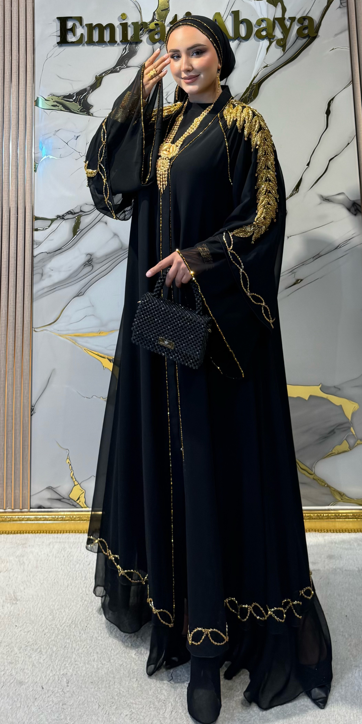 Siyah Dubai Kumaş El İşi Gold Taşlı İki Katlı Kollu Şal Dahil Abaya | EF0047 GSB